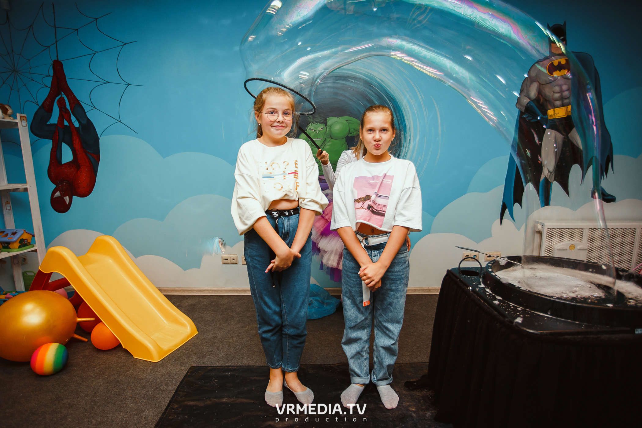 День рождения в «АкунаМатата»