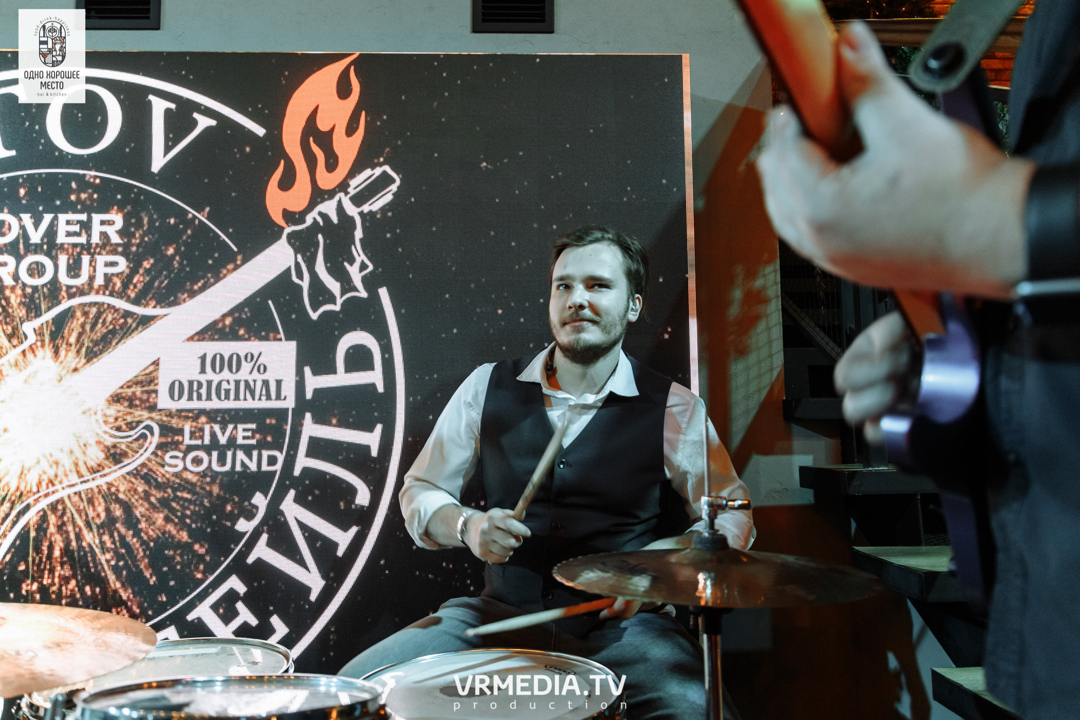 Новогодние корпоративы в ресторане «Одно хорошее место»