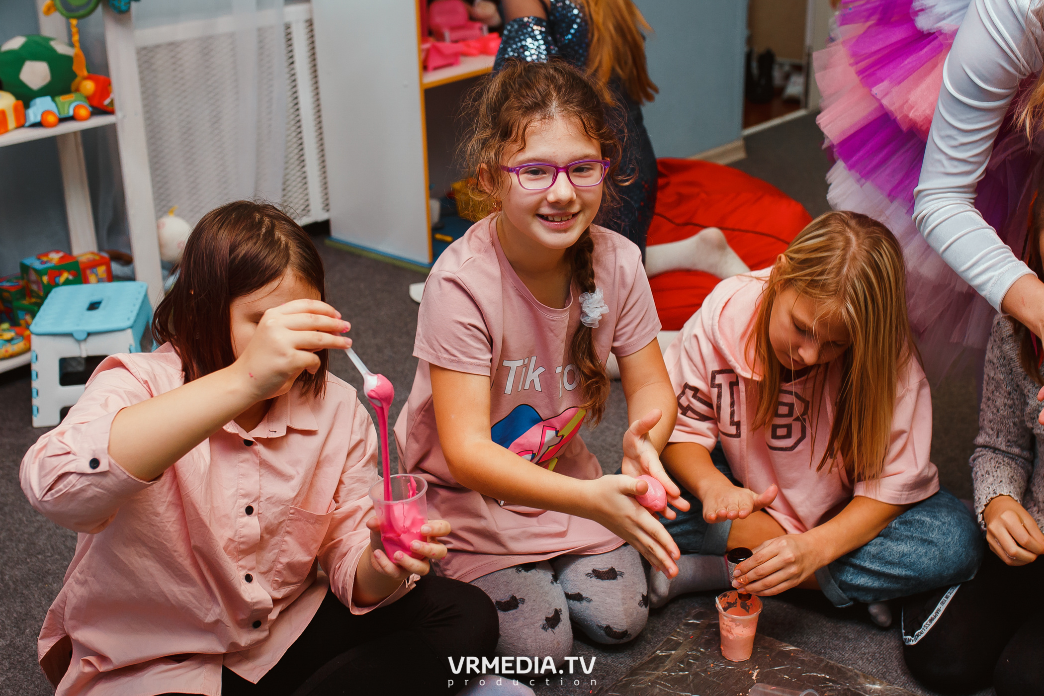 День рождения в «АкунаМатата»