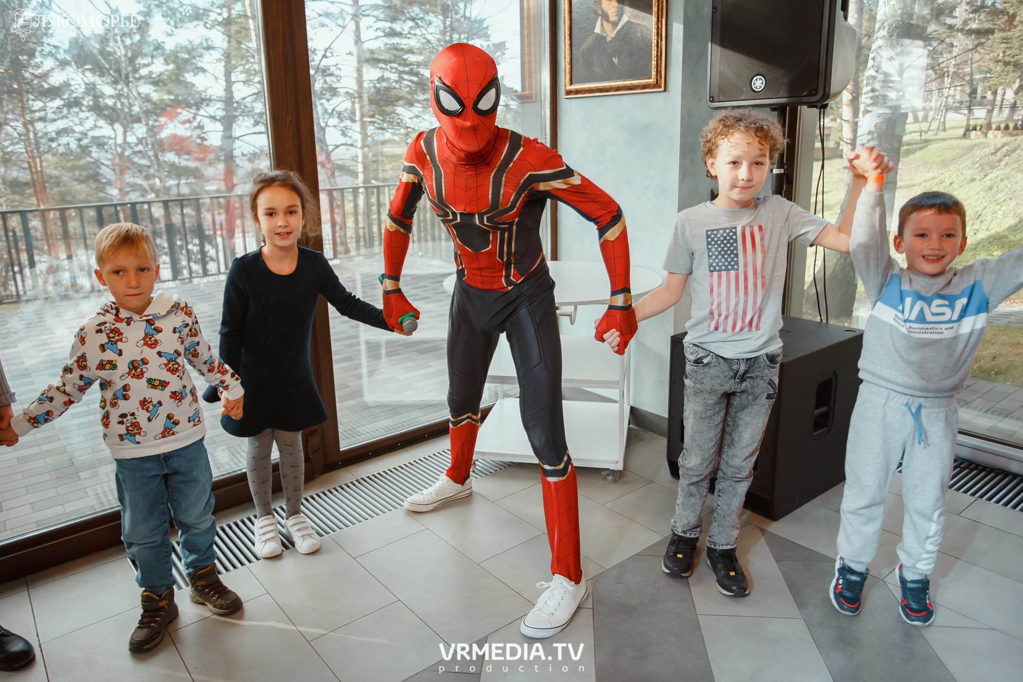 Трансформеры в эко-отеле «Лукоморье»