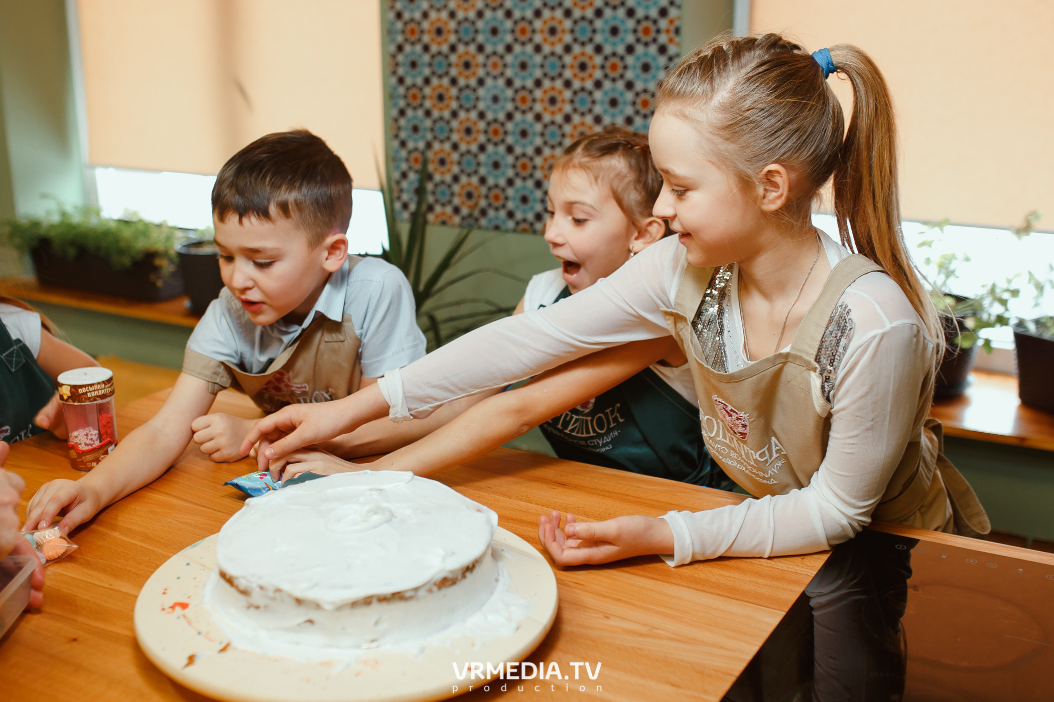 День рождения Лизы Зайцевой в кулинарной студии «Артишок»