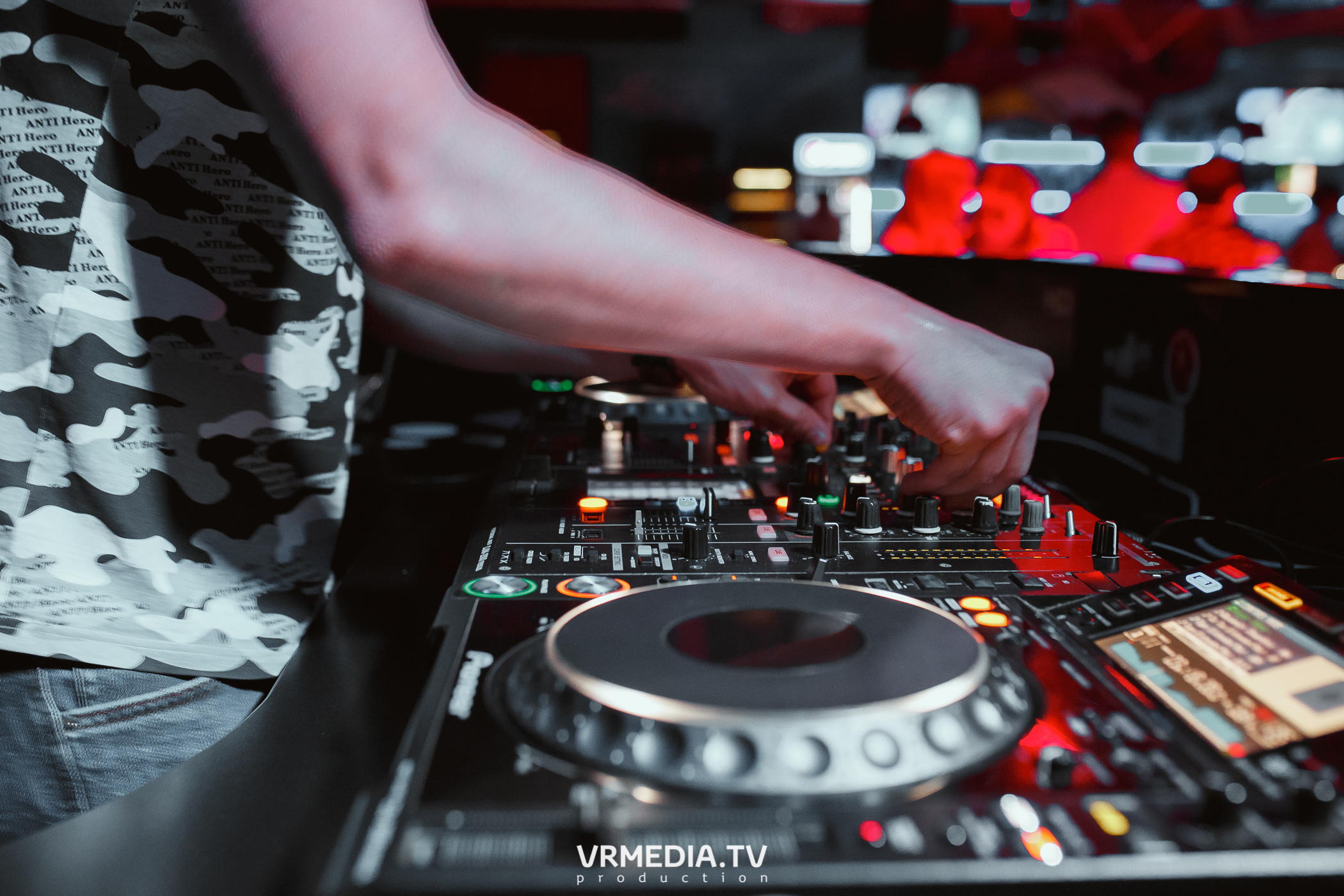 Residents Night в караоке-баре «Четыре стихии»