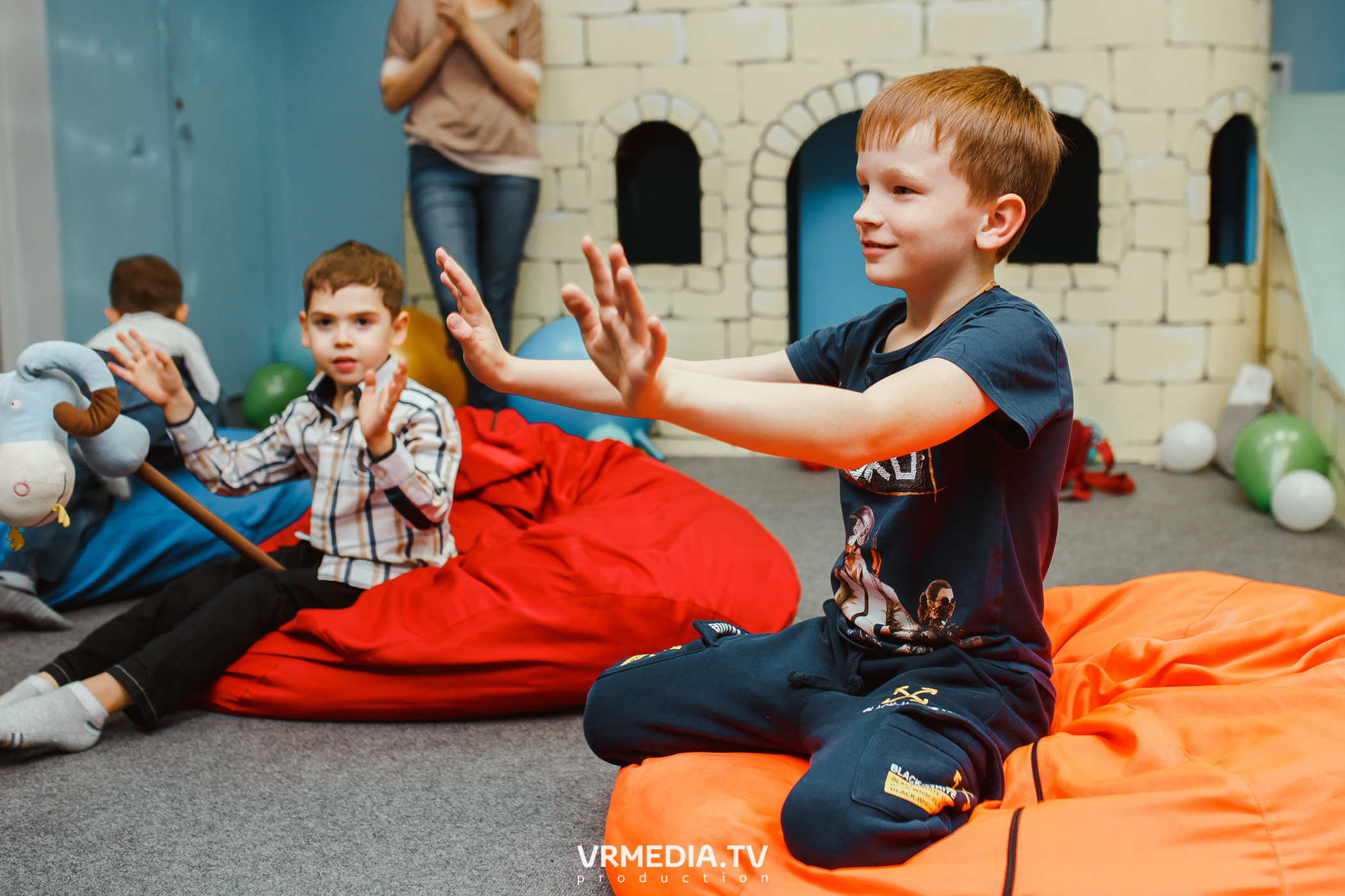 День рождения в «АкунаМатата»