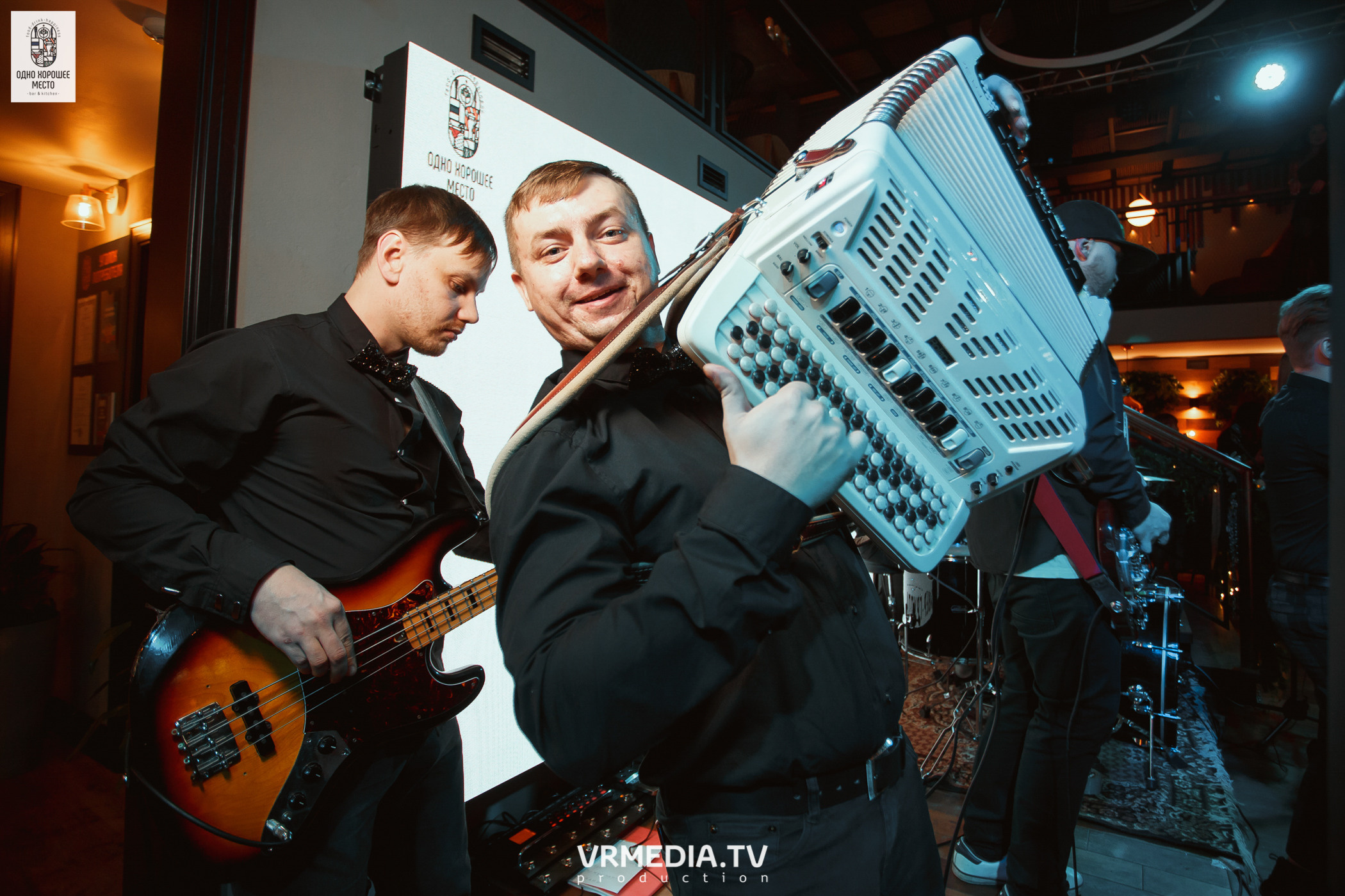 Новогодние корпоративы в ресторане «Одно хорошее место»