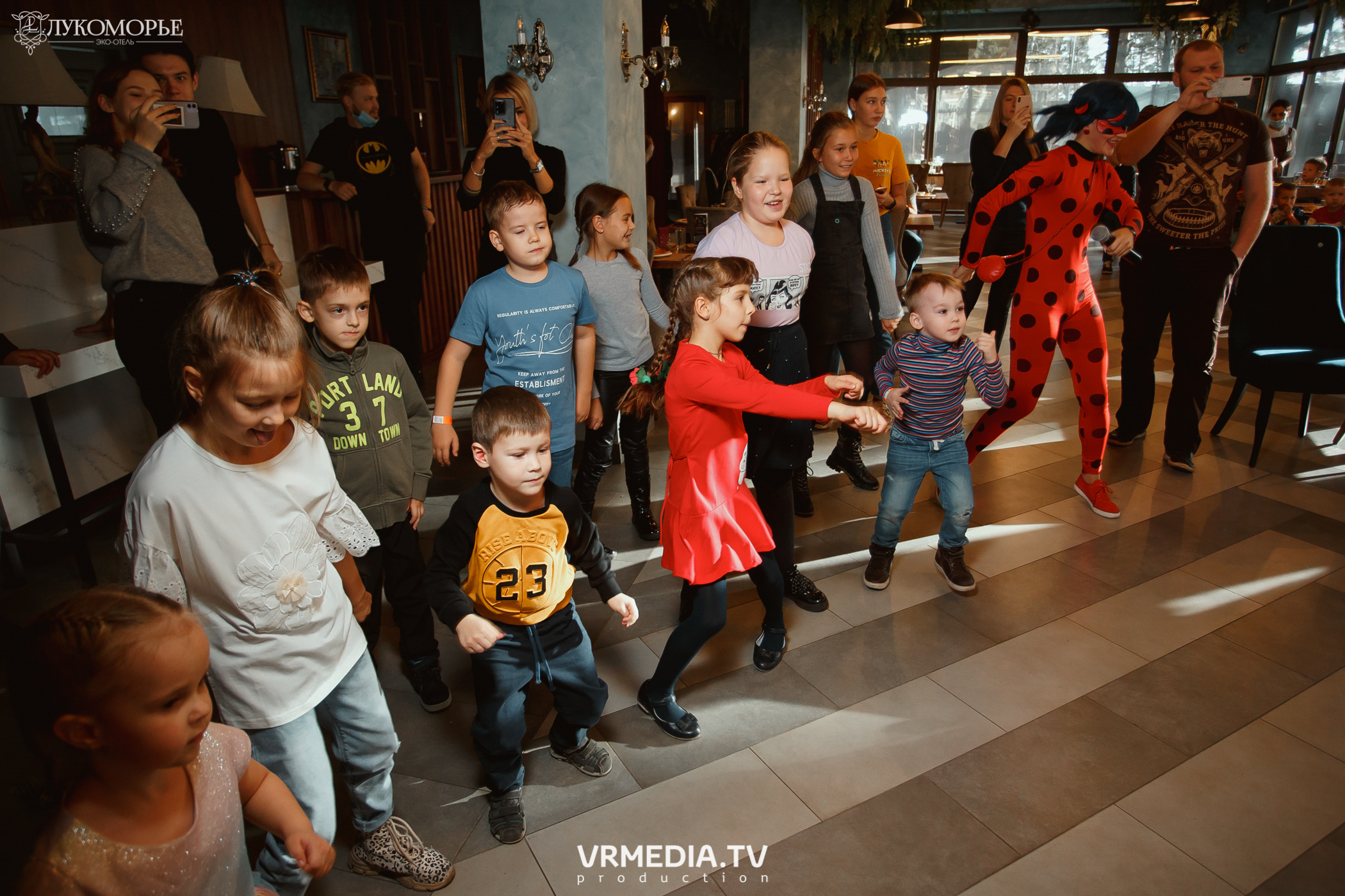 Трансформеры в эко-отеле «Лукоморье»