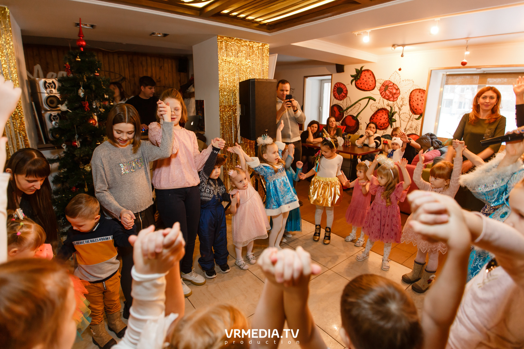 Волшебный новый год для самых важных гостей в ресторане «кАмпот»