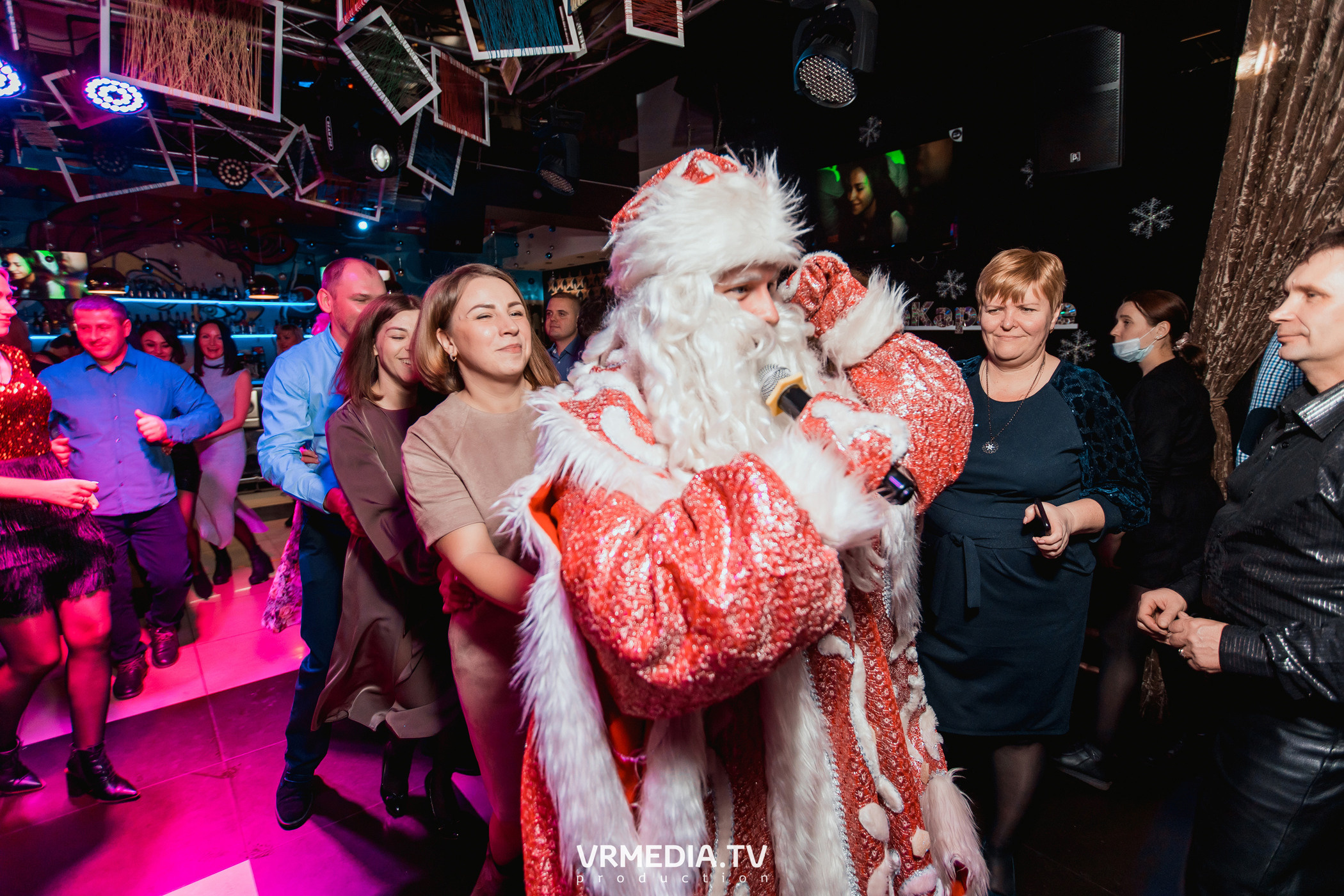 #СтихийныйКорпорат в караоке-баре «Четыре стихии»