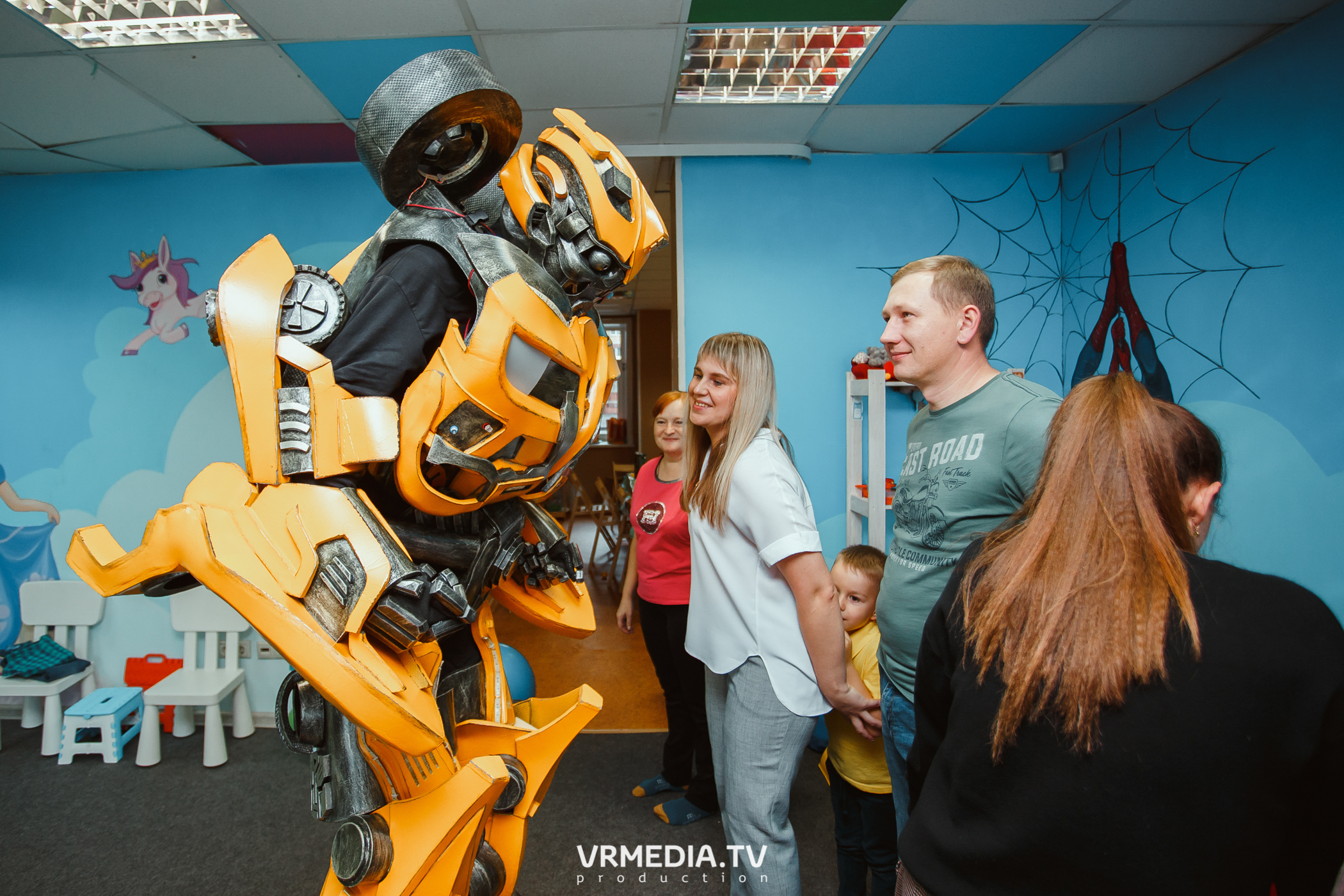 День рождения в «АкунаМатата»