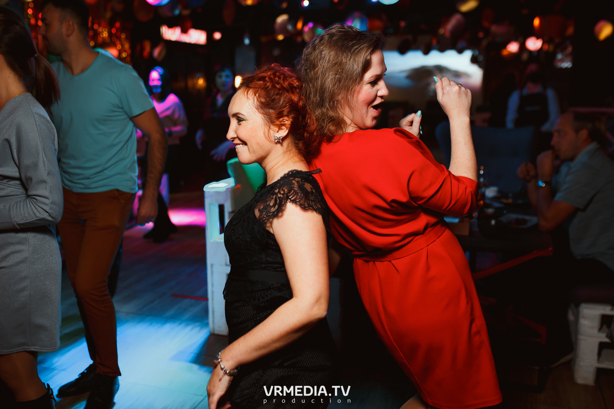 1 год караоке-ресторану «Мимо Нот»