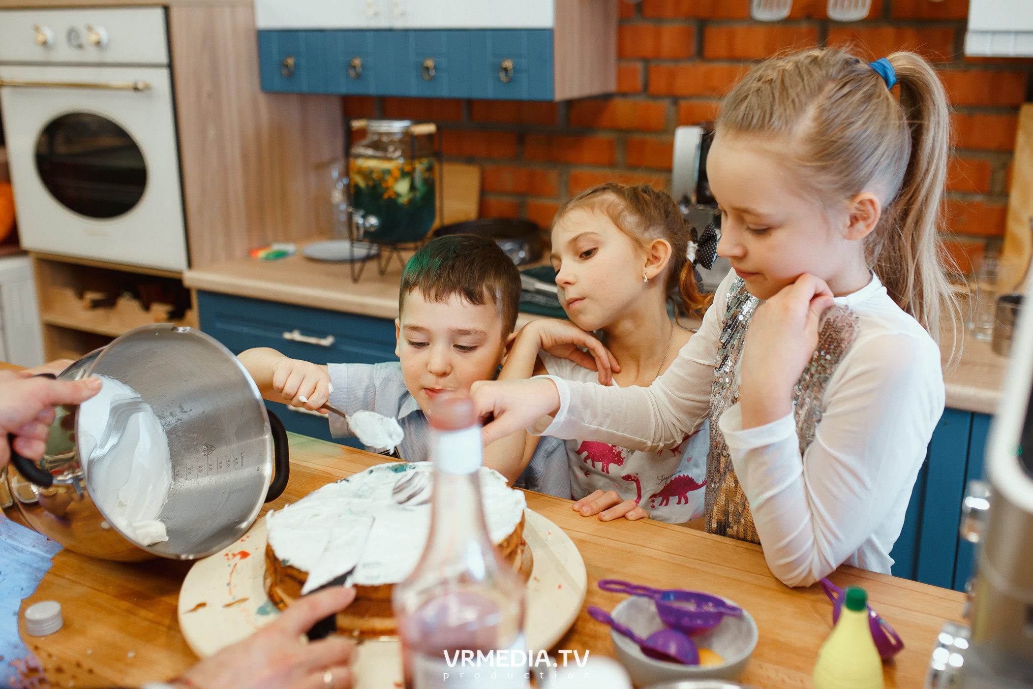 День рождения Лизы Зайцевой в кулинарной студии «Артишок»