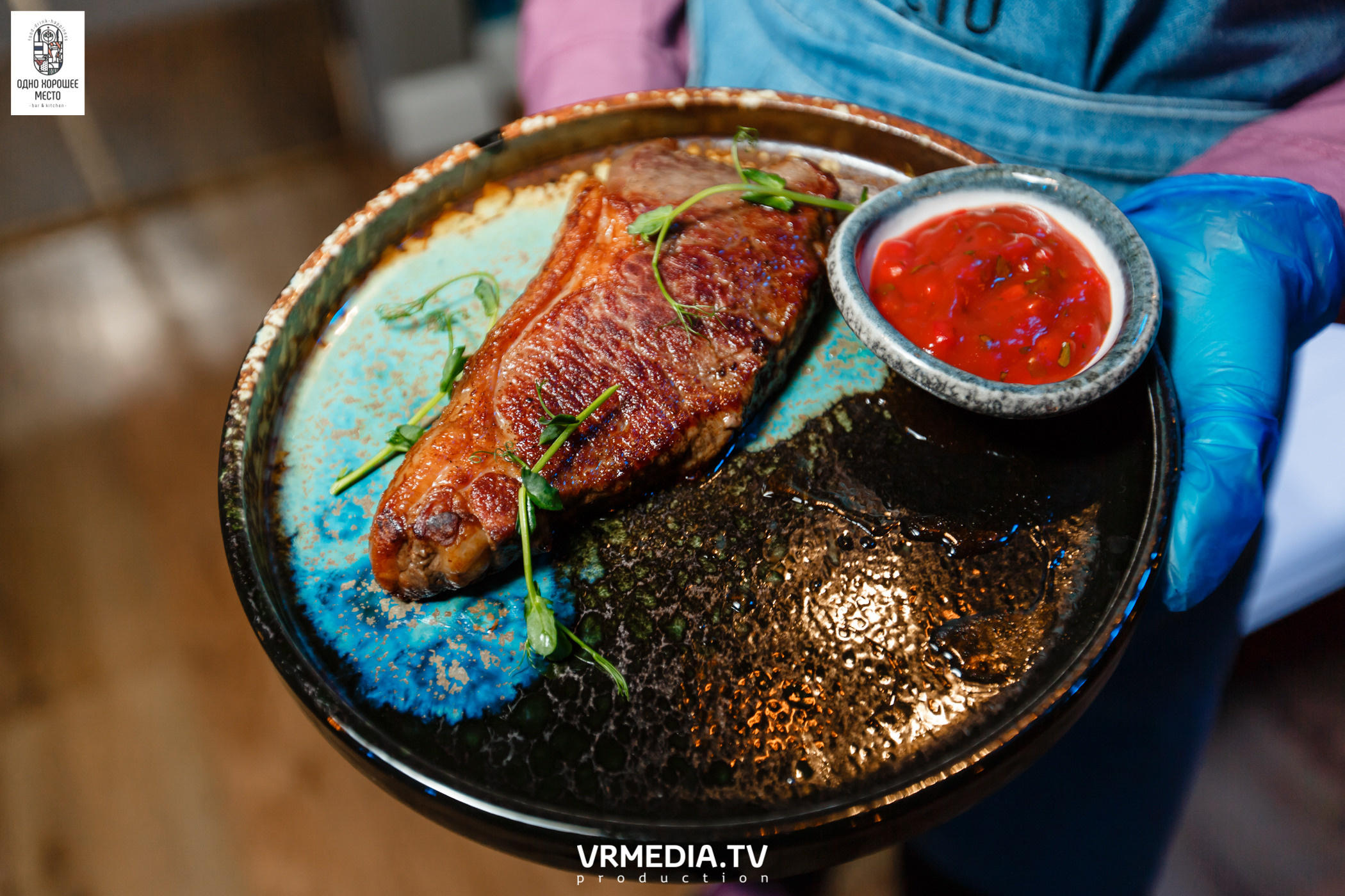 Новогодние корпоративы в ресторане «Одно хорошее место»