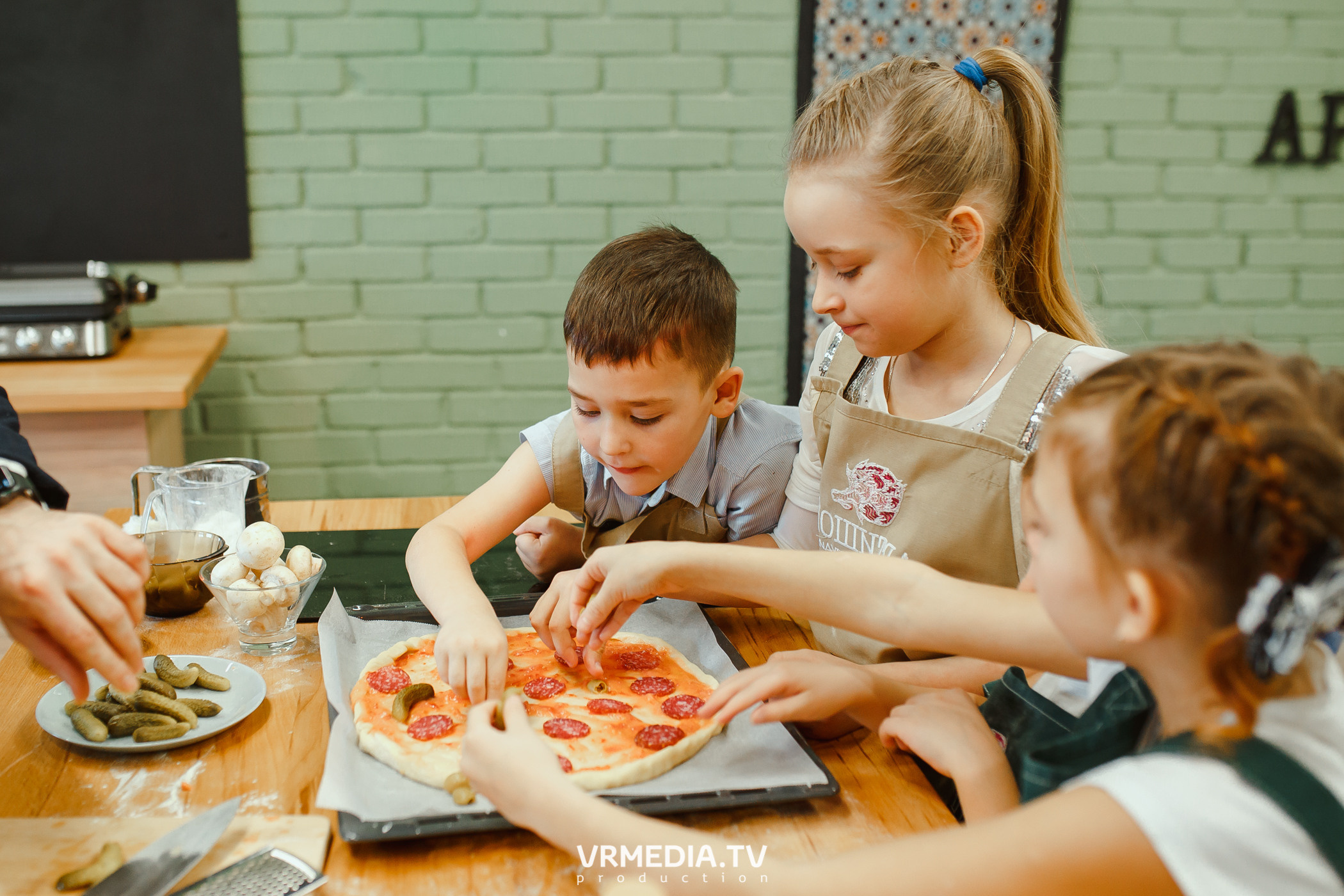 День рождения Лизы Зайцевой в кулинарной студии «Артишок»