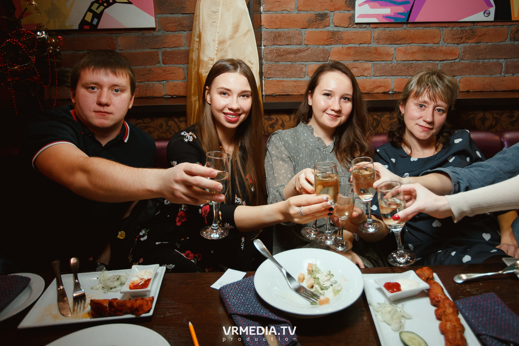 #СтихийныйКорпорат в караоке-баре «Четыре стихии»