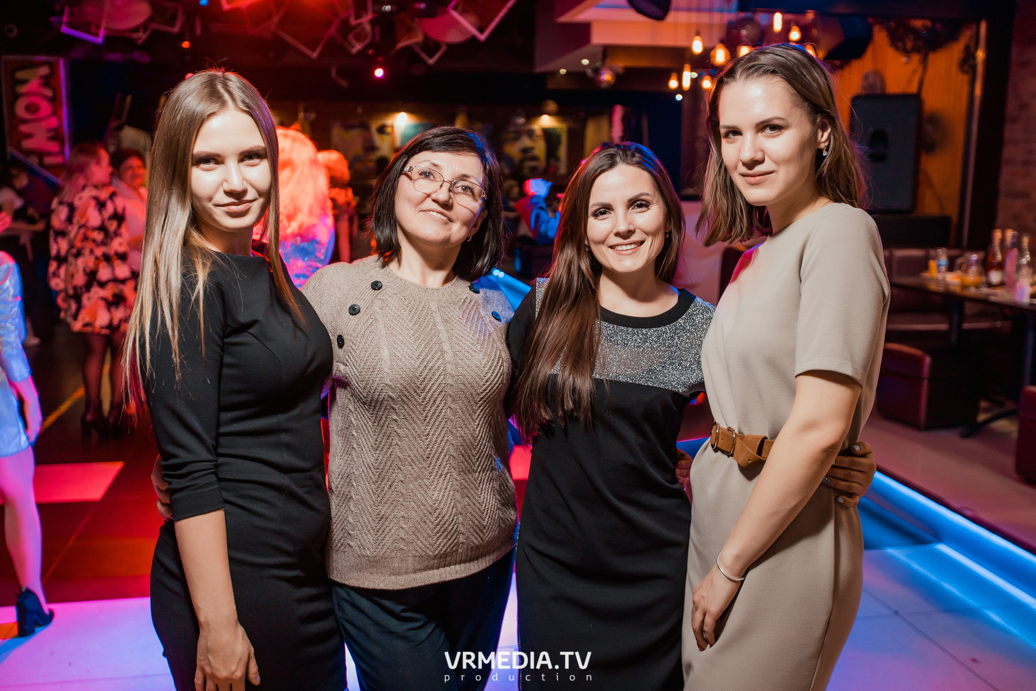 #СтихийныйКорпорат в караоке-баре «Четыре стихии»