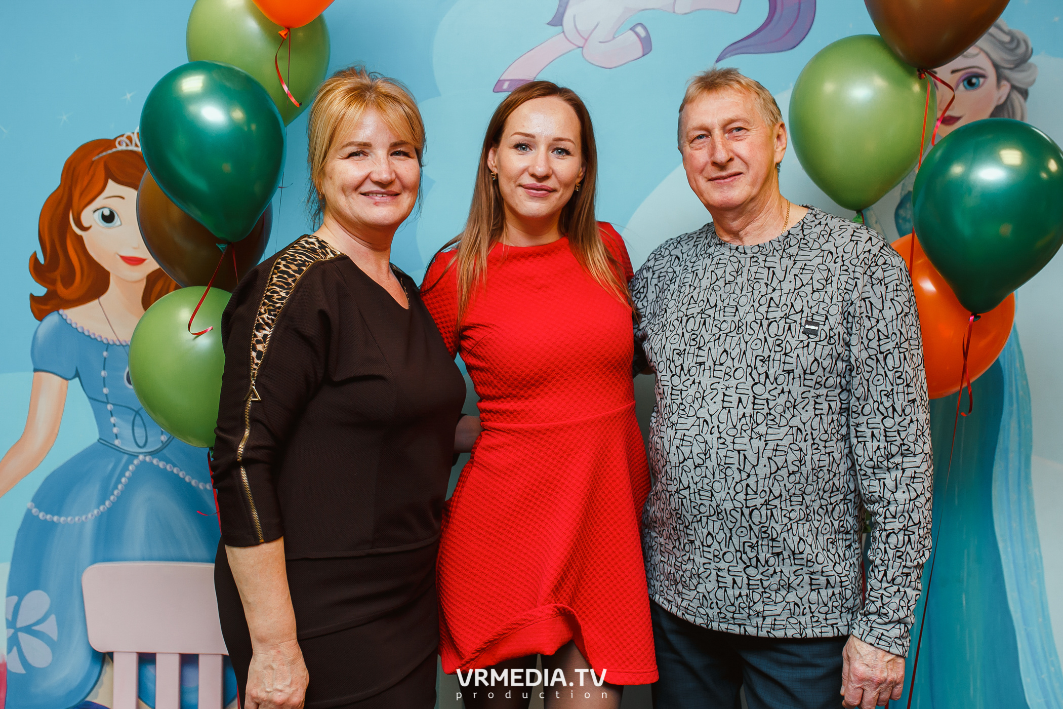 День рождения в «АкунаМатата»