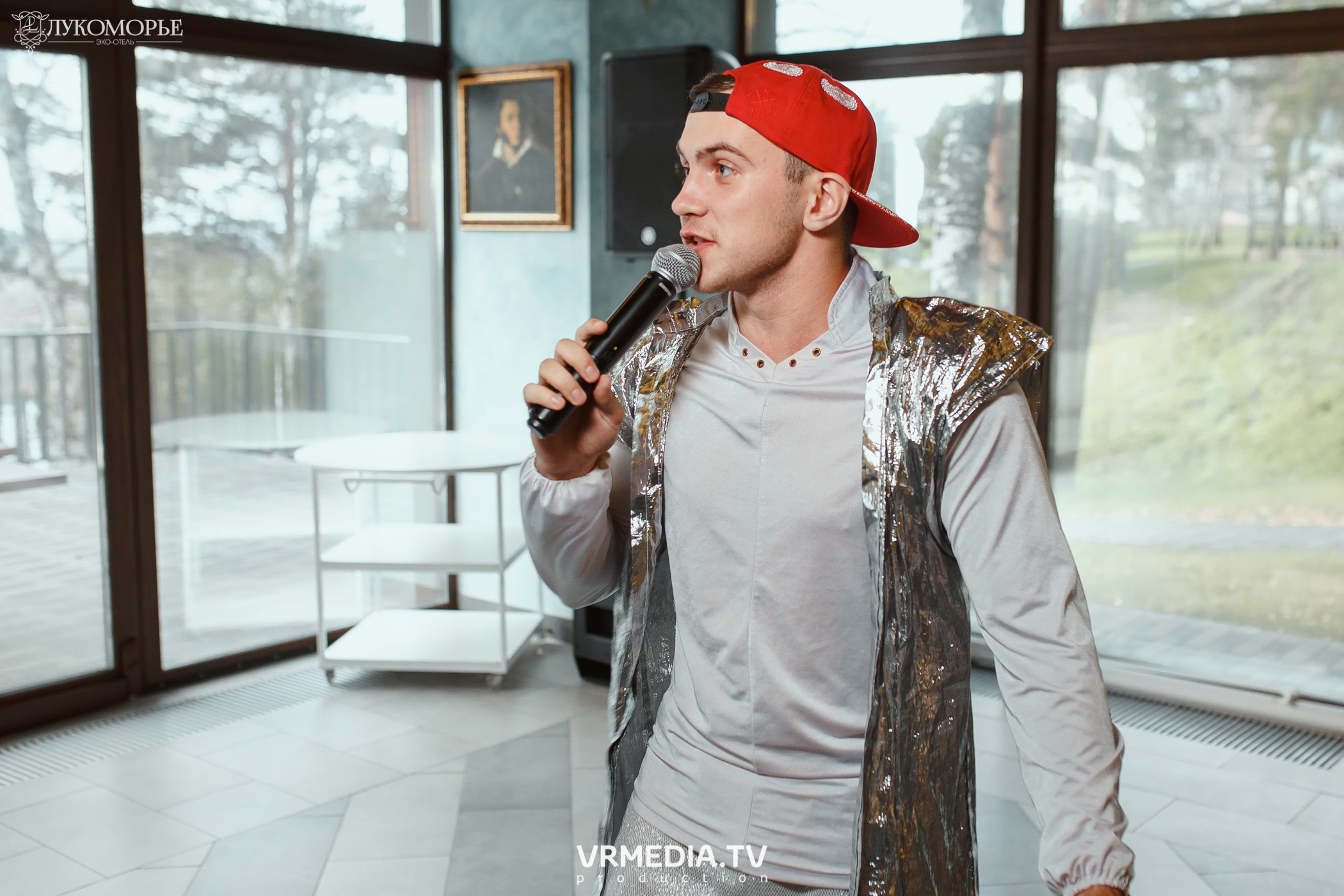 Трансформеры в эко-отеле «Лукоморье»