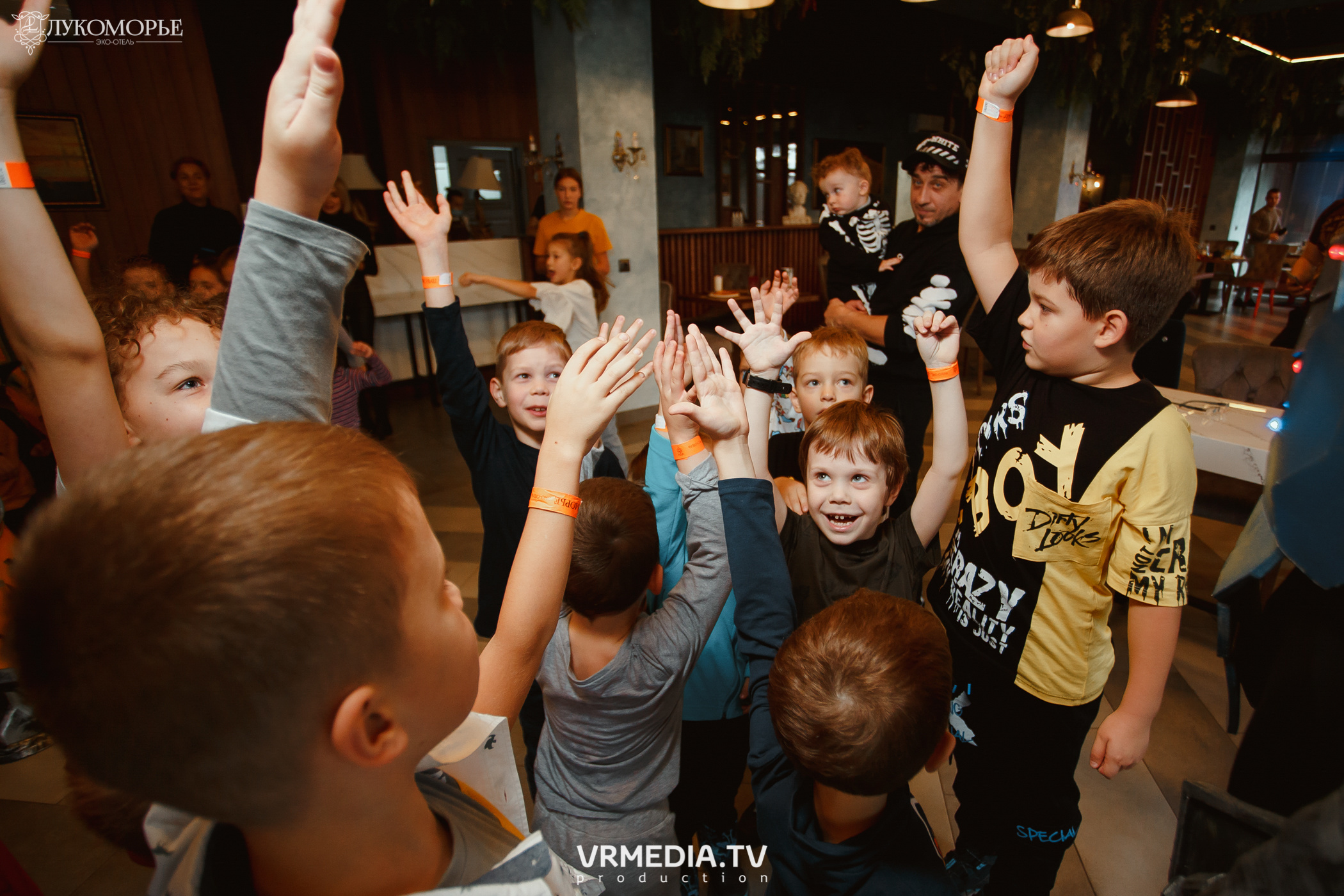 Трансформеры в эко-отеле «Лукоморье»