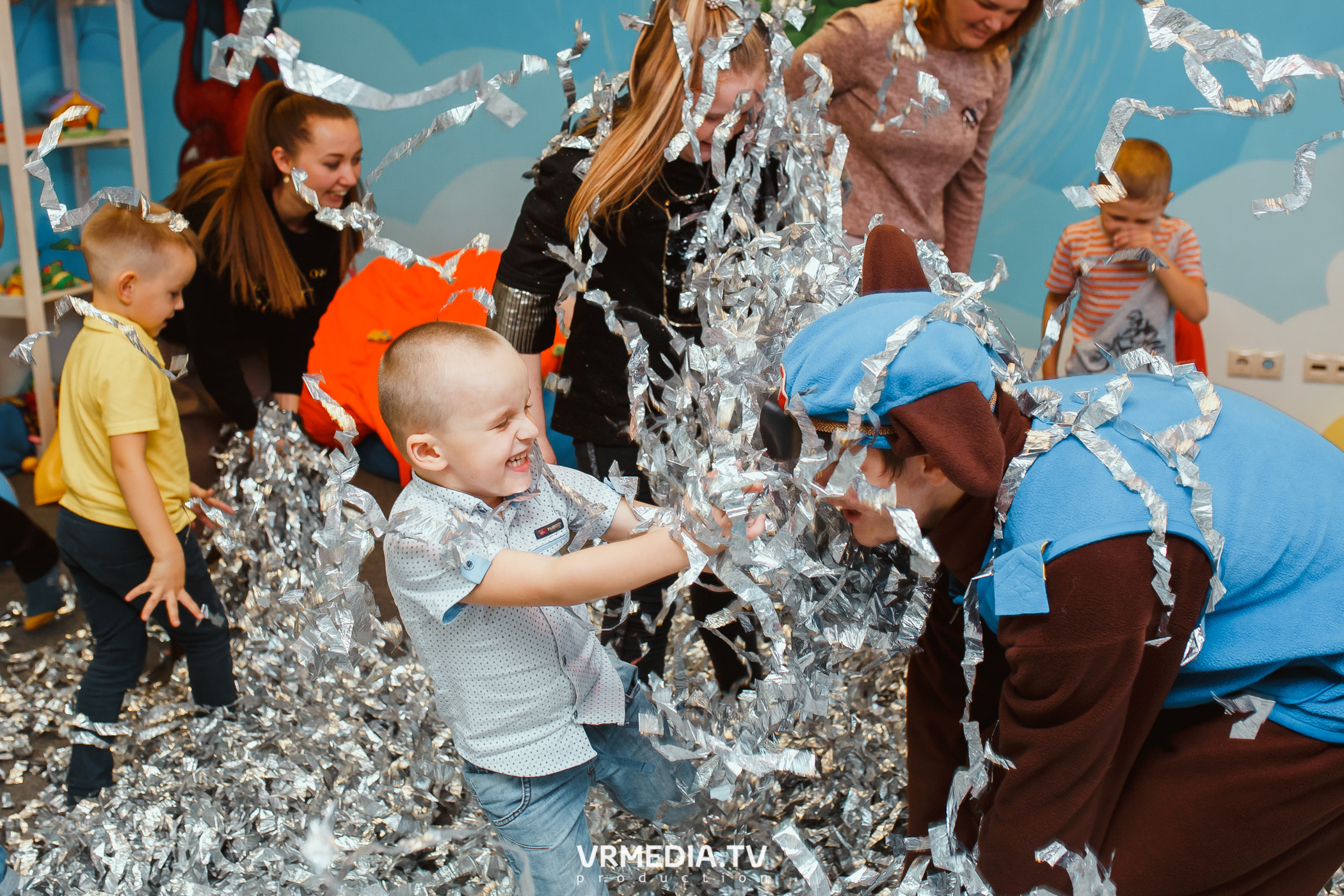 День рождения в «АкунаМатата»