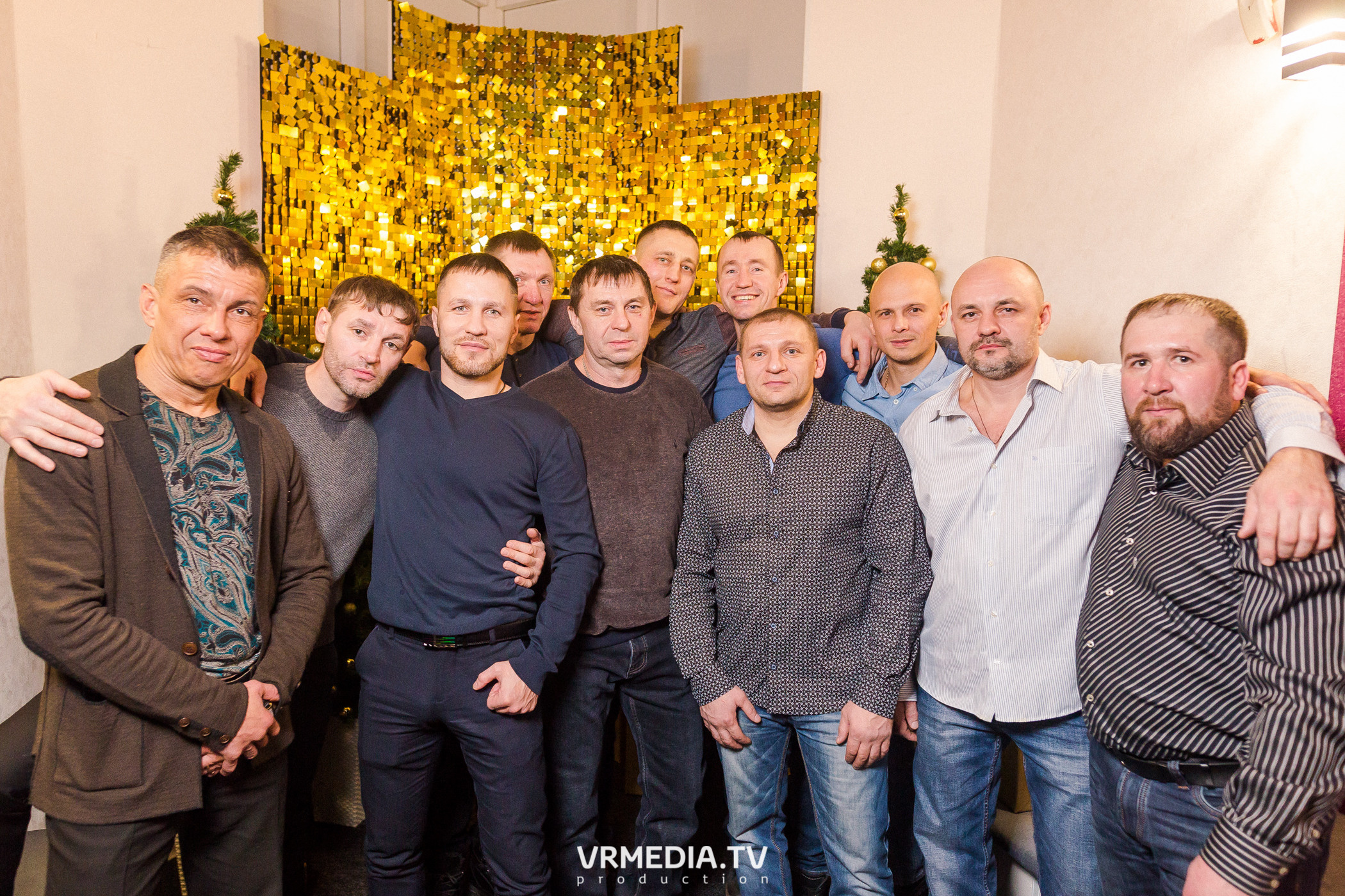 Новогодние корпоративы в караоке «Mimo Not»