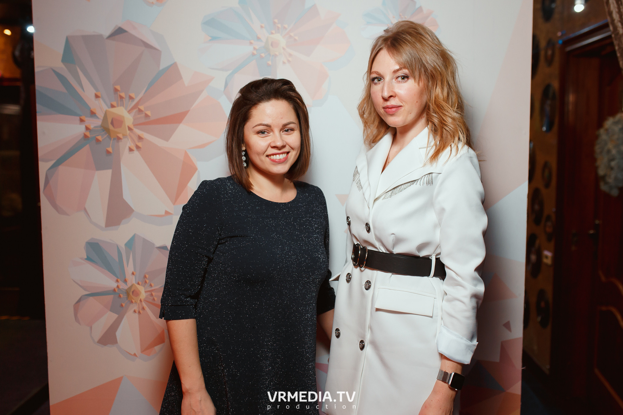 #СтихийныйКорпорат в караоке-баре «Четыре стихии»