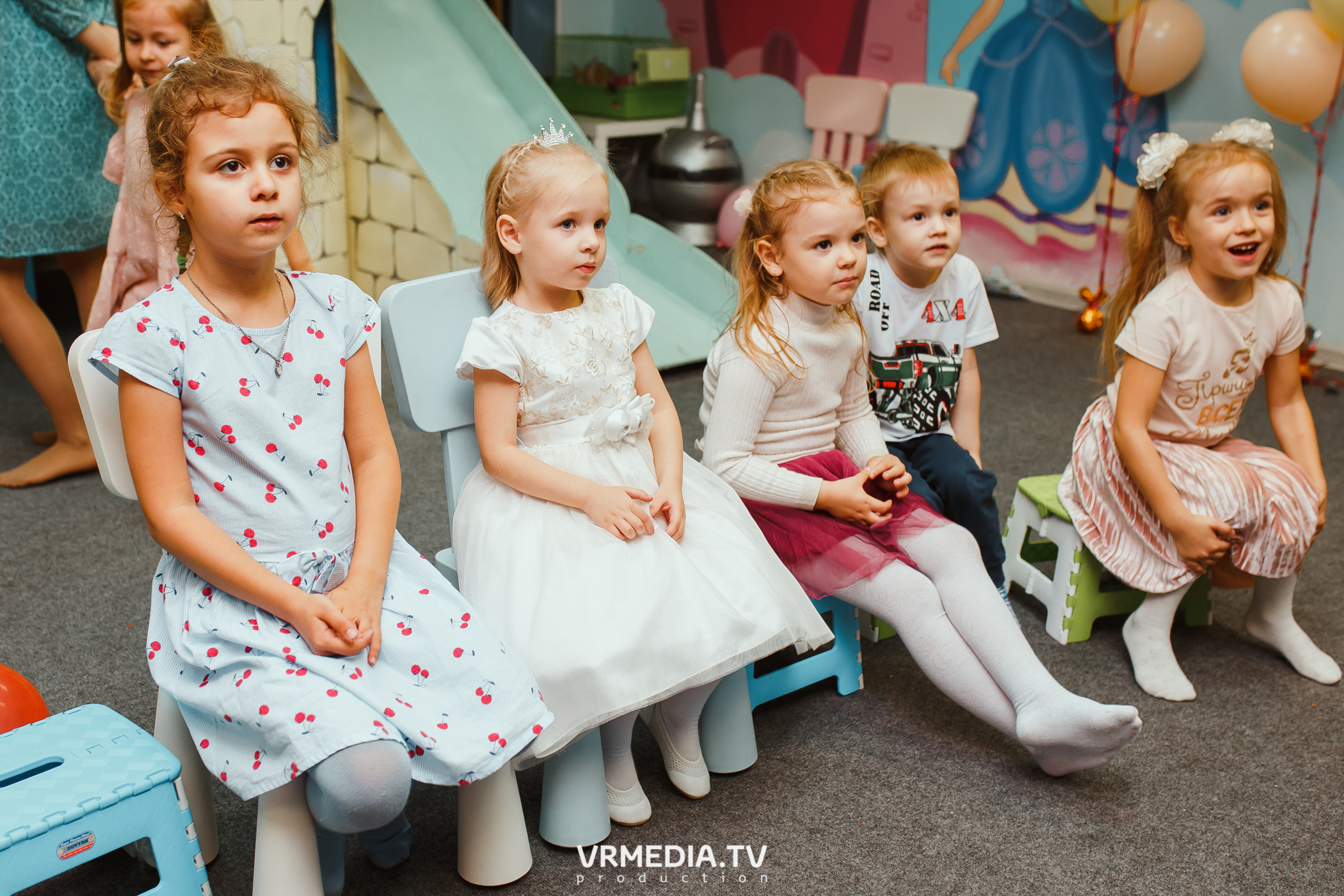 День рождения в «АкунаМатата»