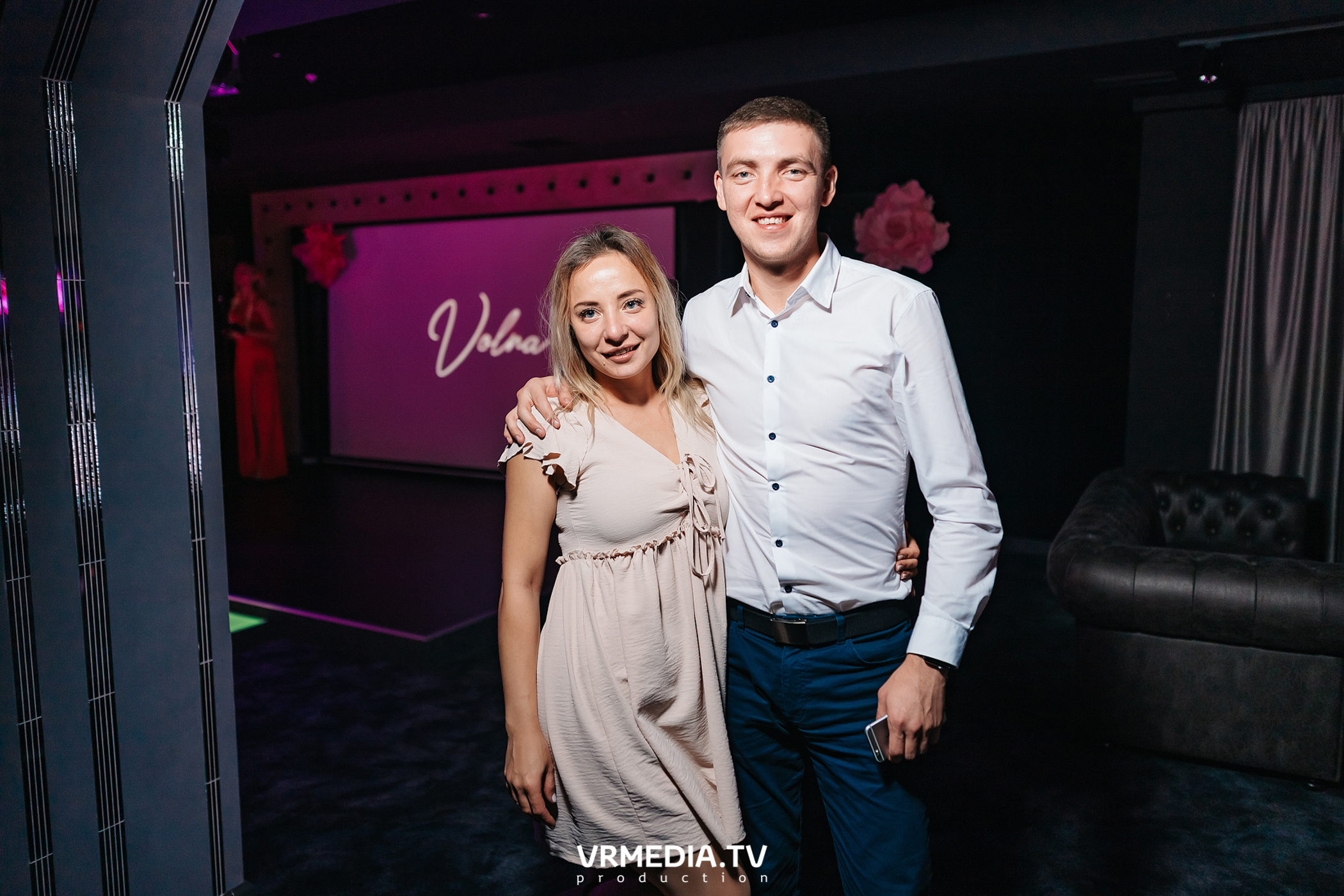 Tropical party в караоке «Volna»