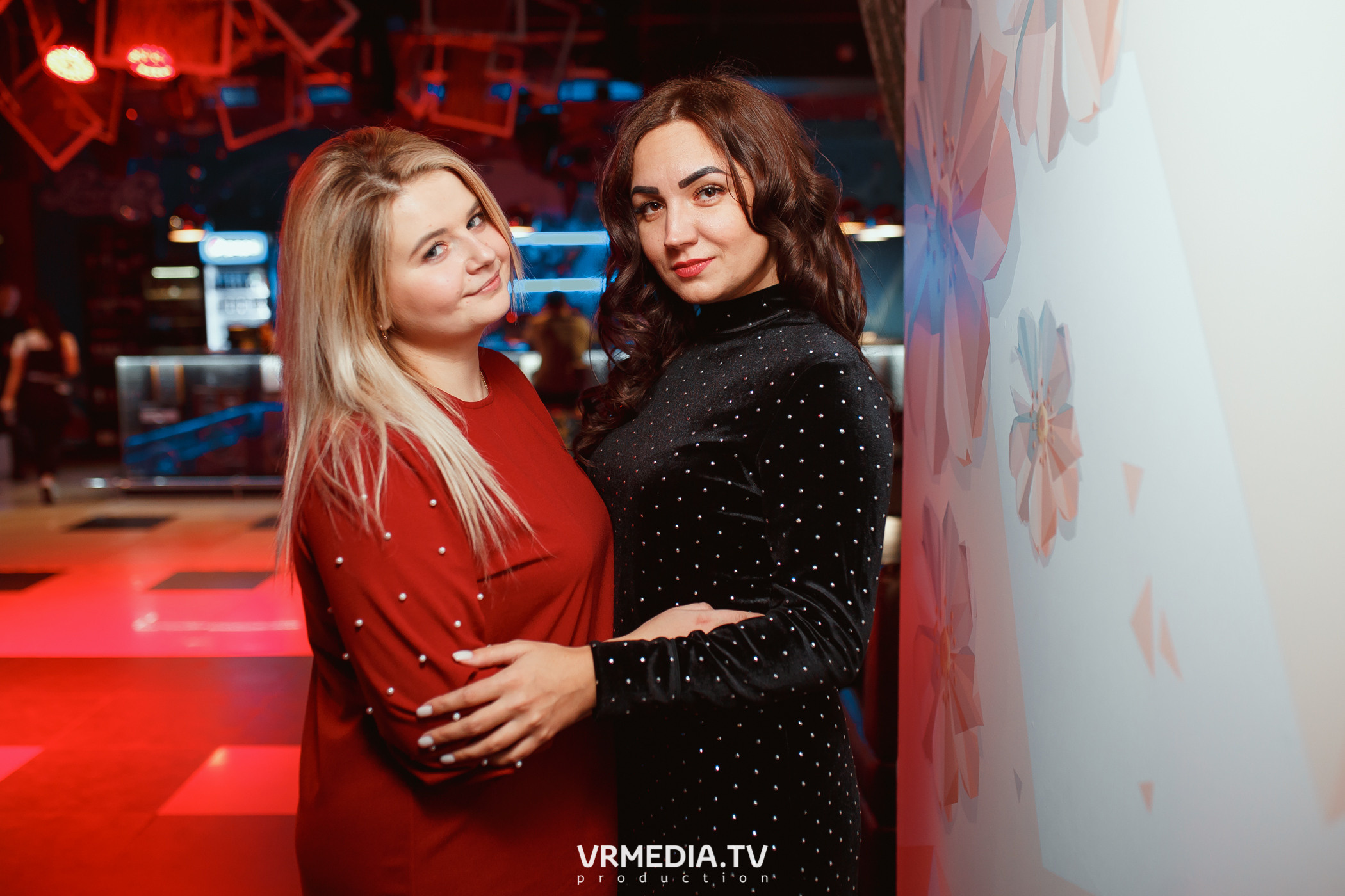 #СтихийныйКорпорат в караоке-баре «Четыре стихии»