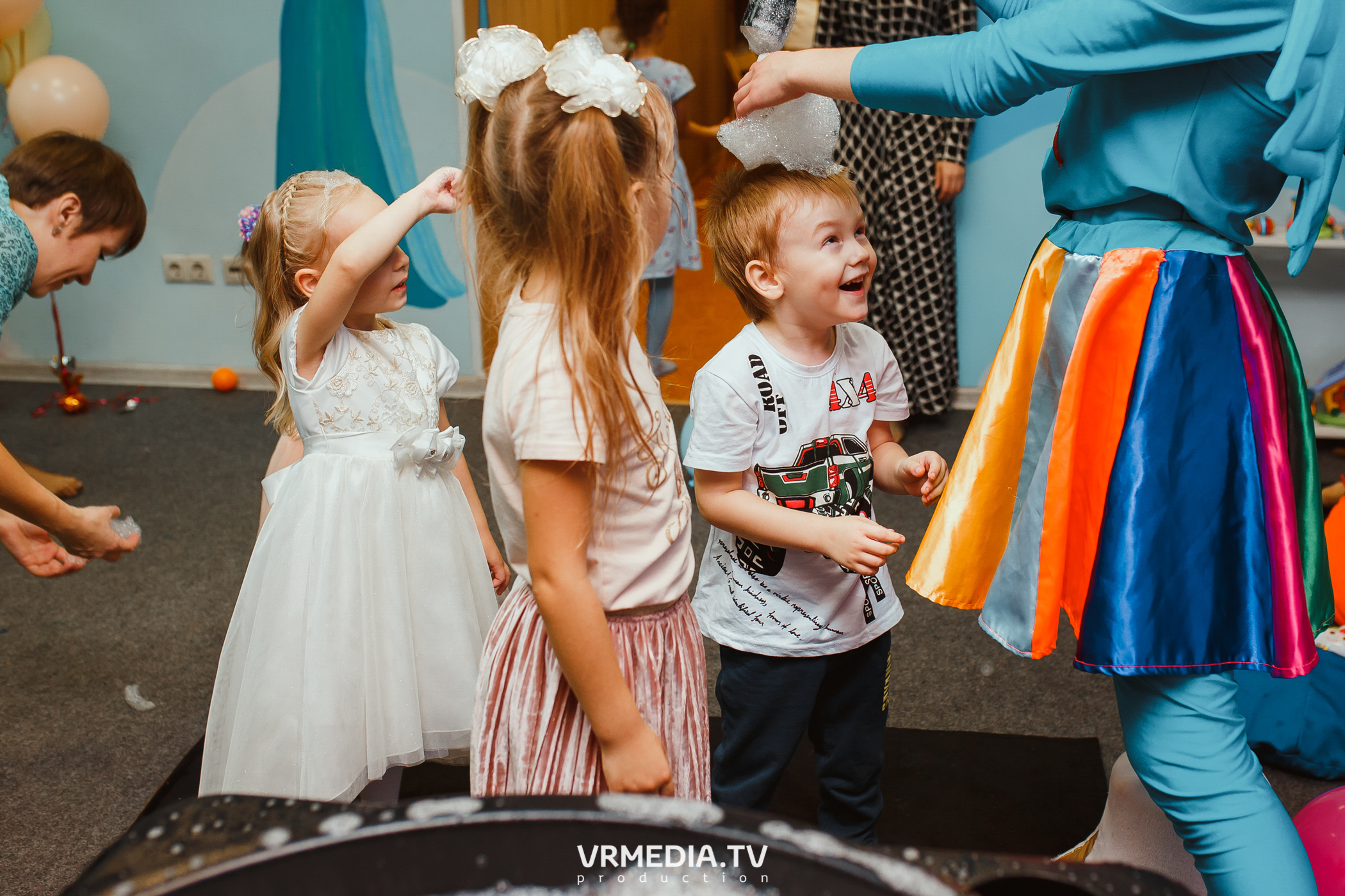 День рождения в «АкунаМатата»