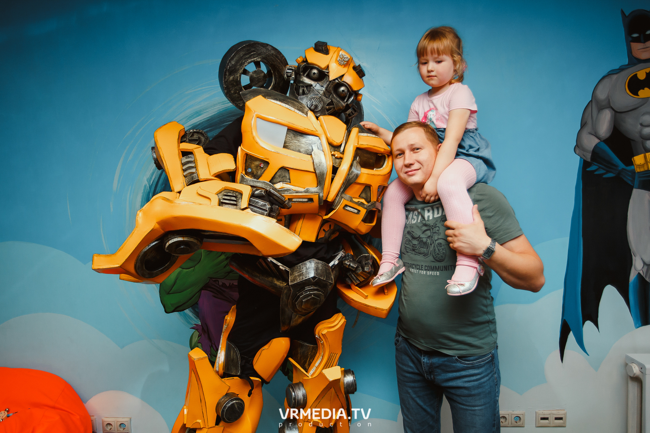 День рождения в «АкунаМатата»