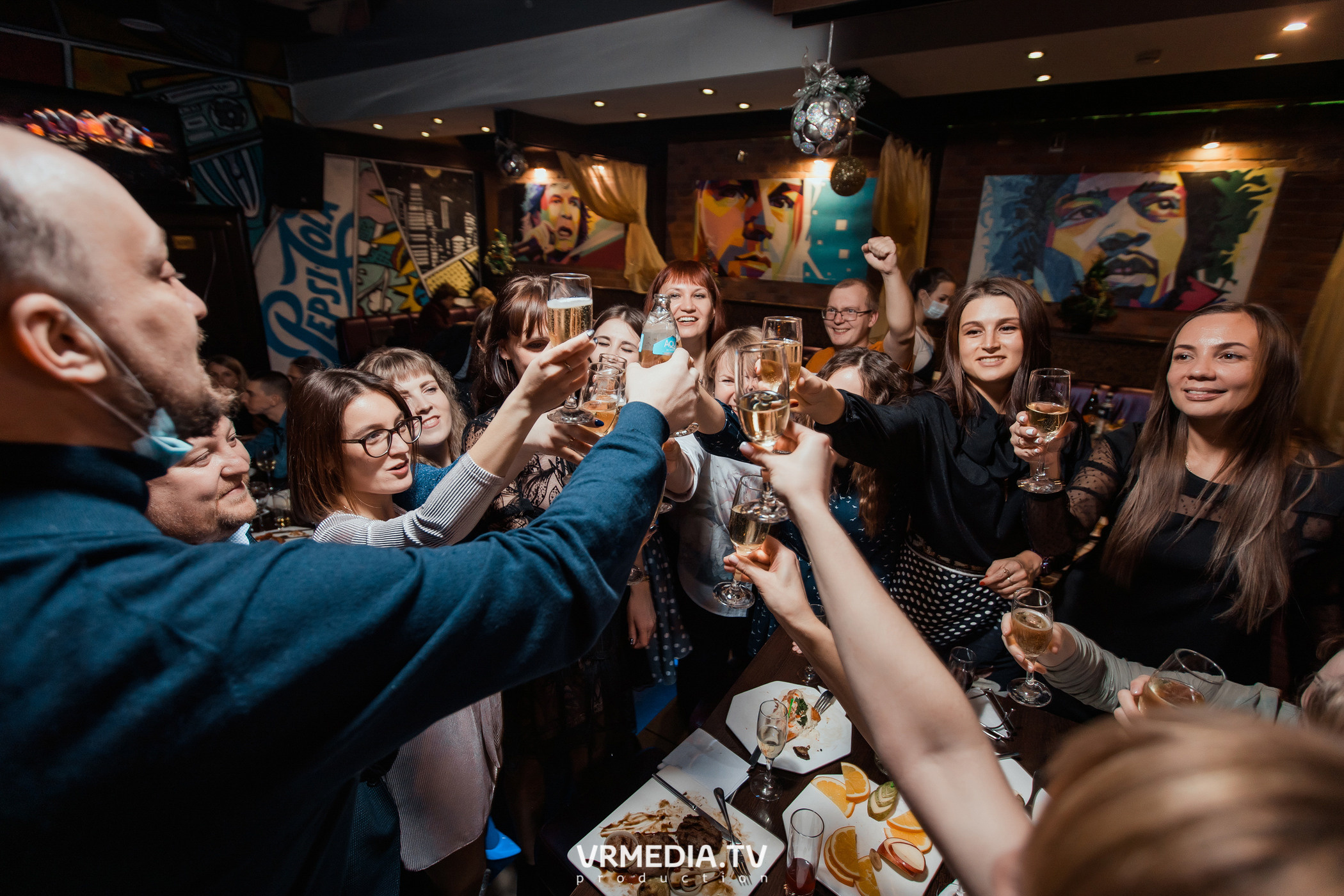 #СтихийныйКорпорат в караоке-баре «Четыре стихии»