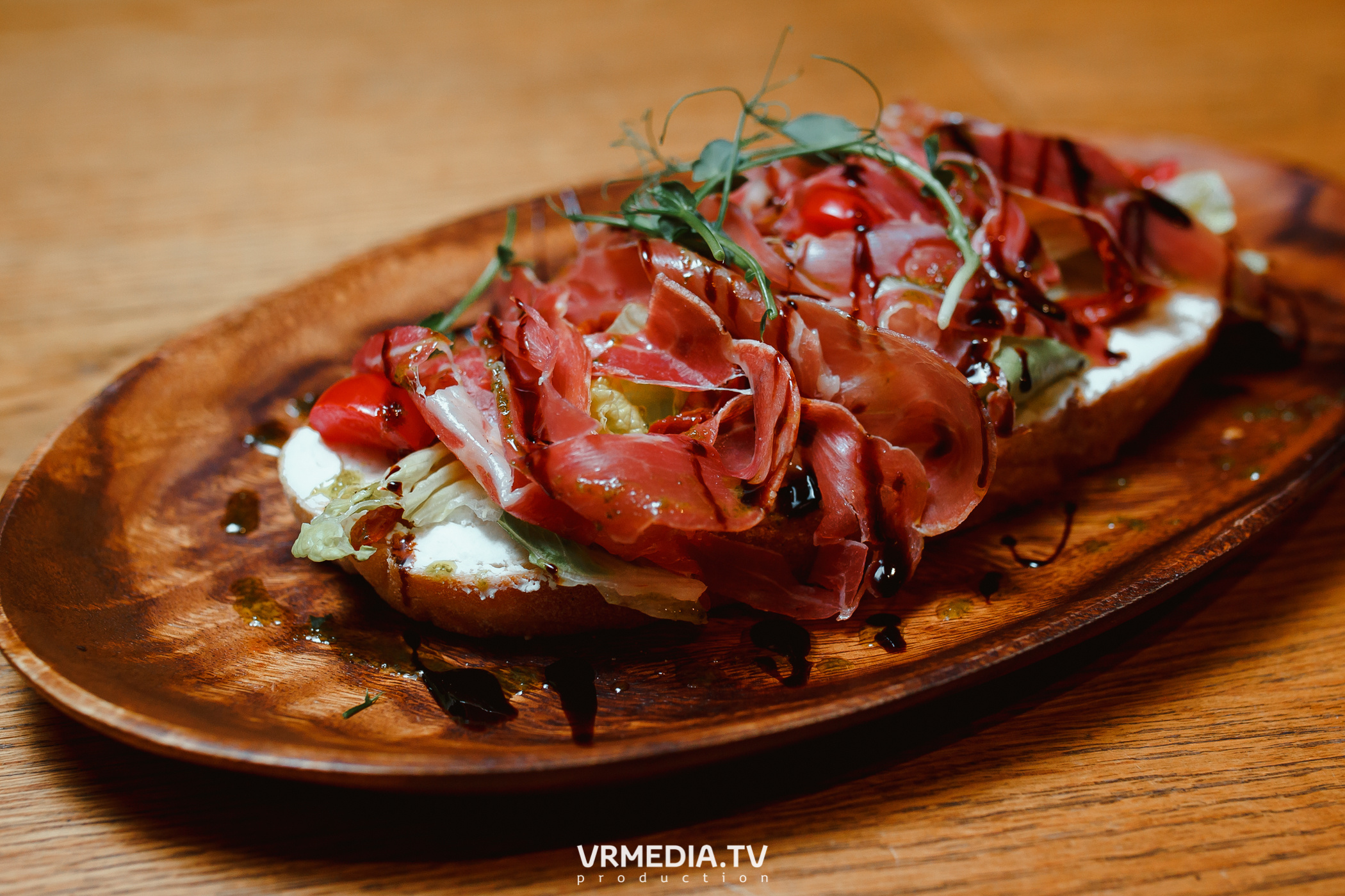 Группа «Алые Паруса» в гриль-баре «Жара»