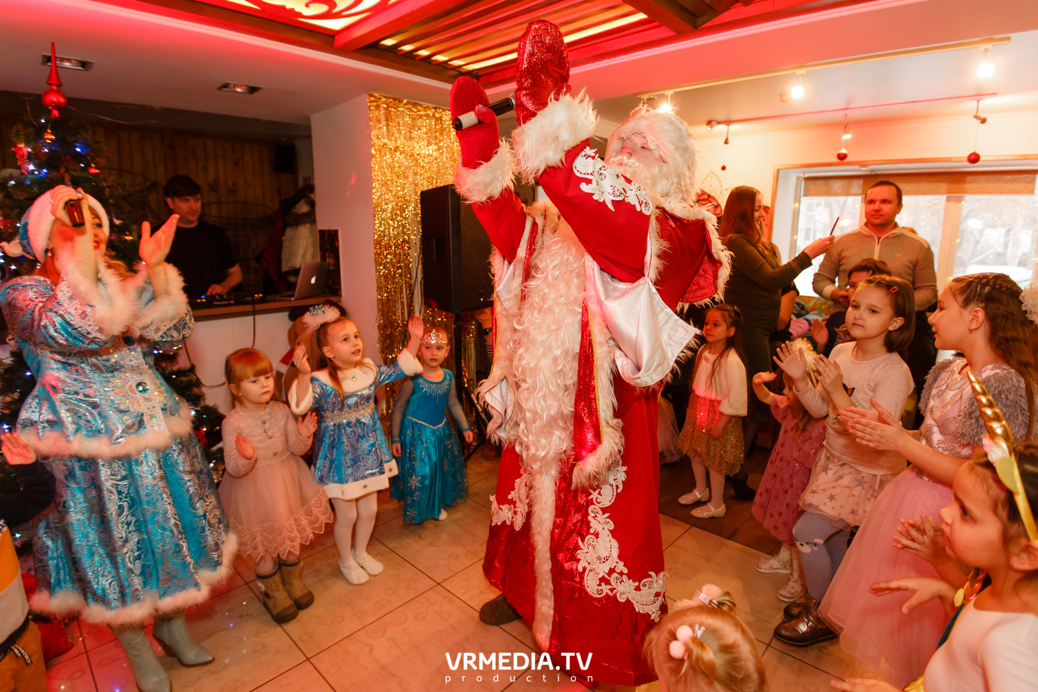 Волшебный новый год для самых важных гостей в ресторане «кАмпот»