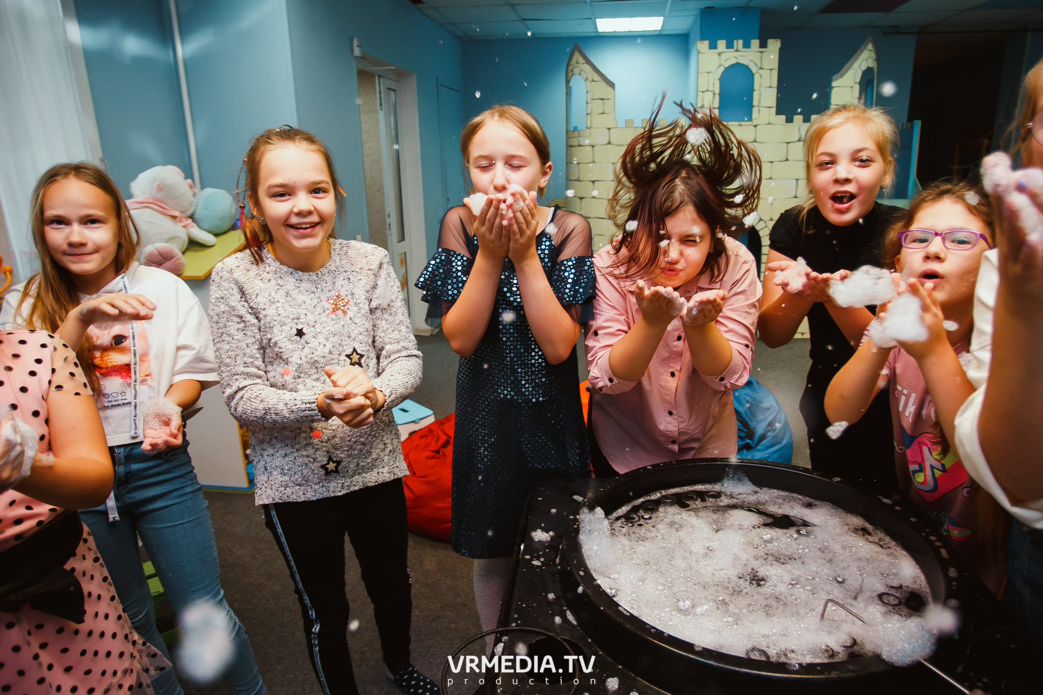 День рождения в «АкунаМатата»