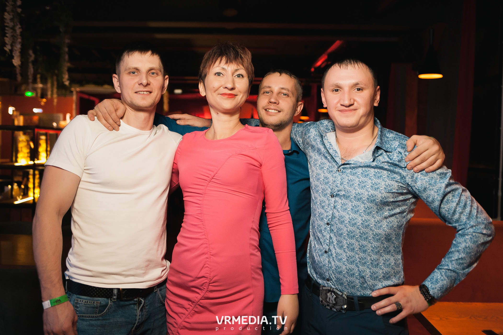 Группа «Коктейль Молотова» в гриль-баре «Жара»