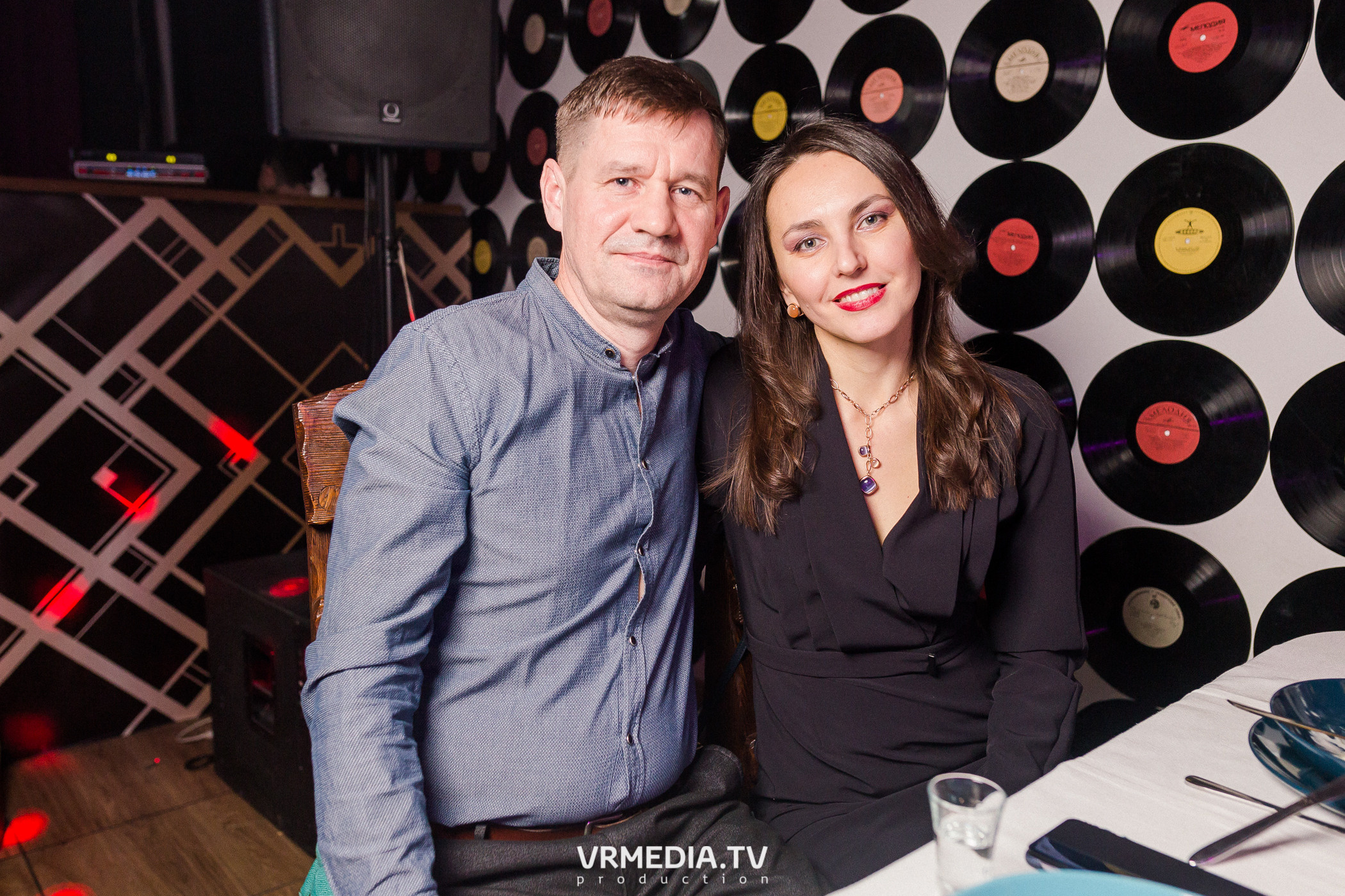 Новогодние корпоративы в караоке «Mimo Not»