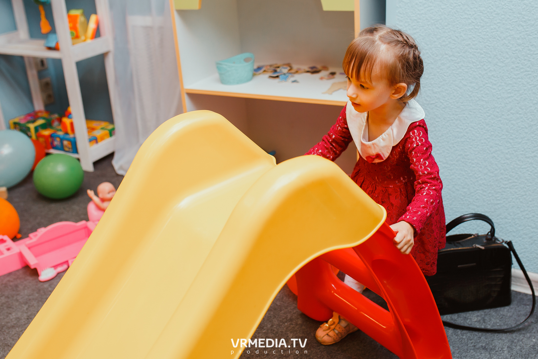 День рождения в «АкунаМатата»