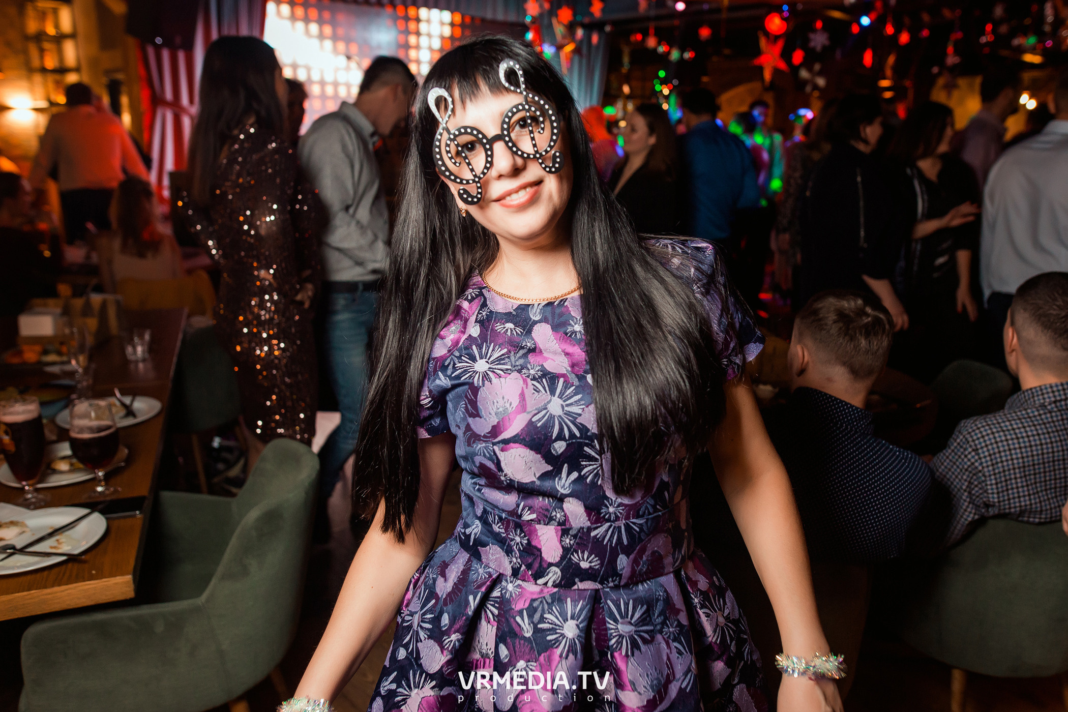 Новогодние корпоративы в гриль-баре «Жара»