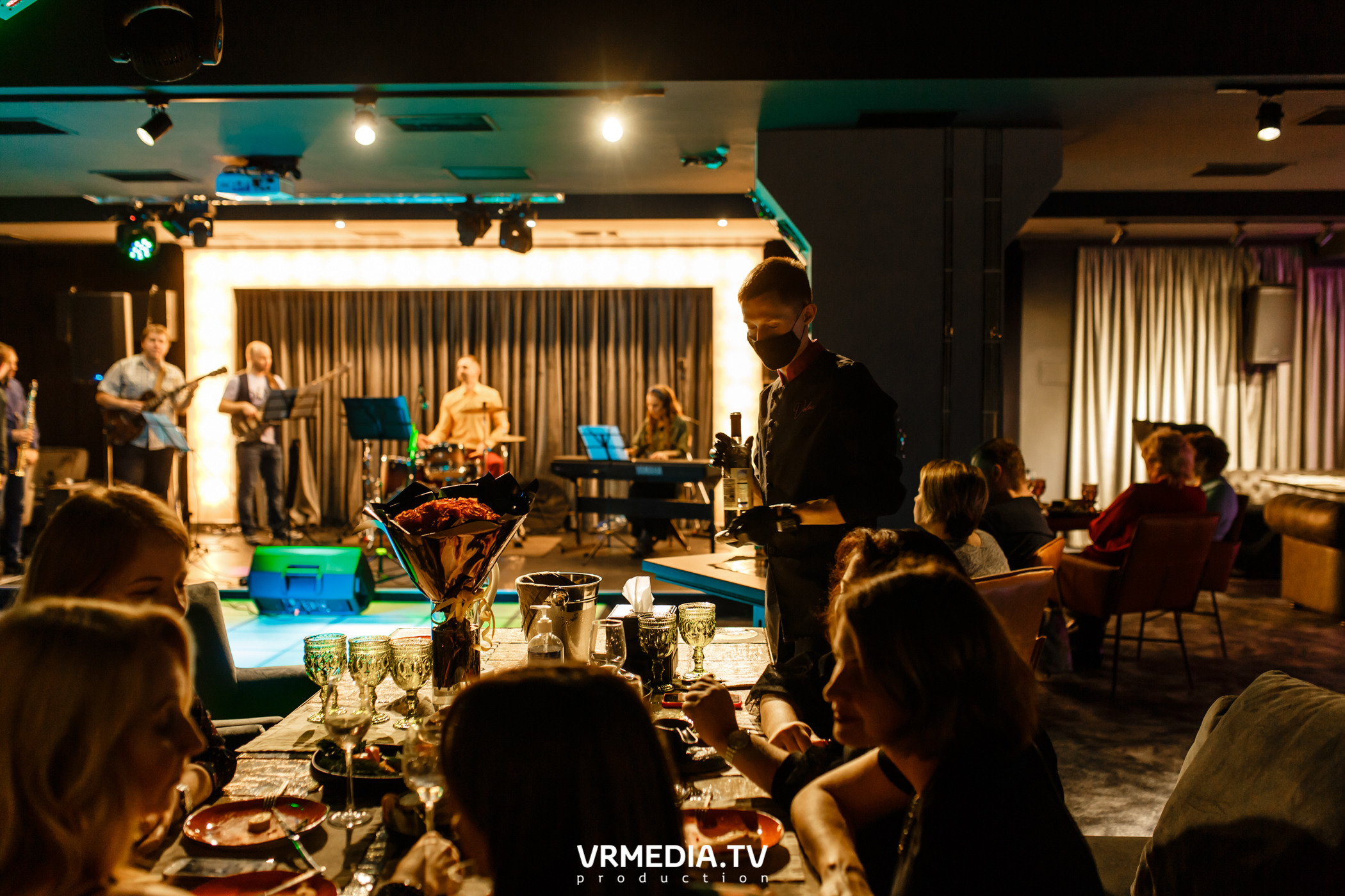 Джазовая среда. JAM SESSION