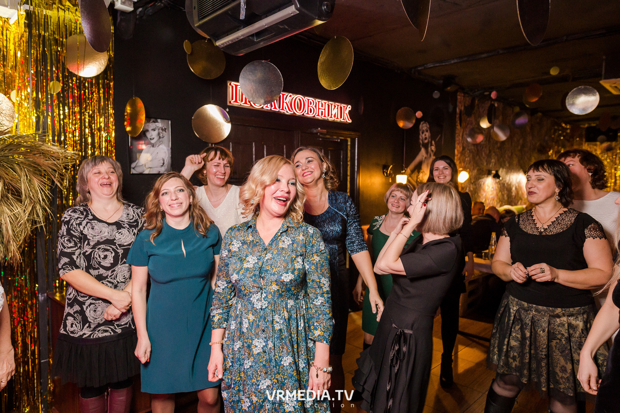 Новогодние корпоративы в караоке «Mimo Not»