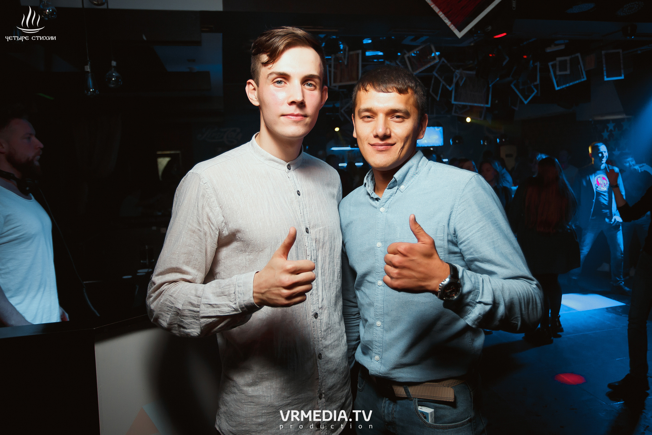 Стихийный HAPPY BIRTHDAY в караоке-баре «Четыре стихии»