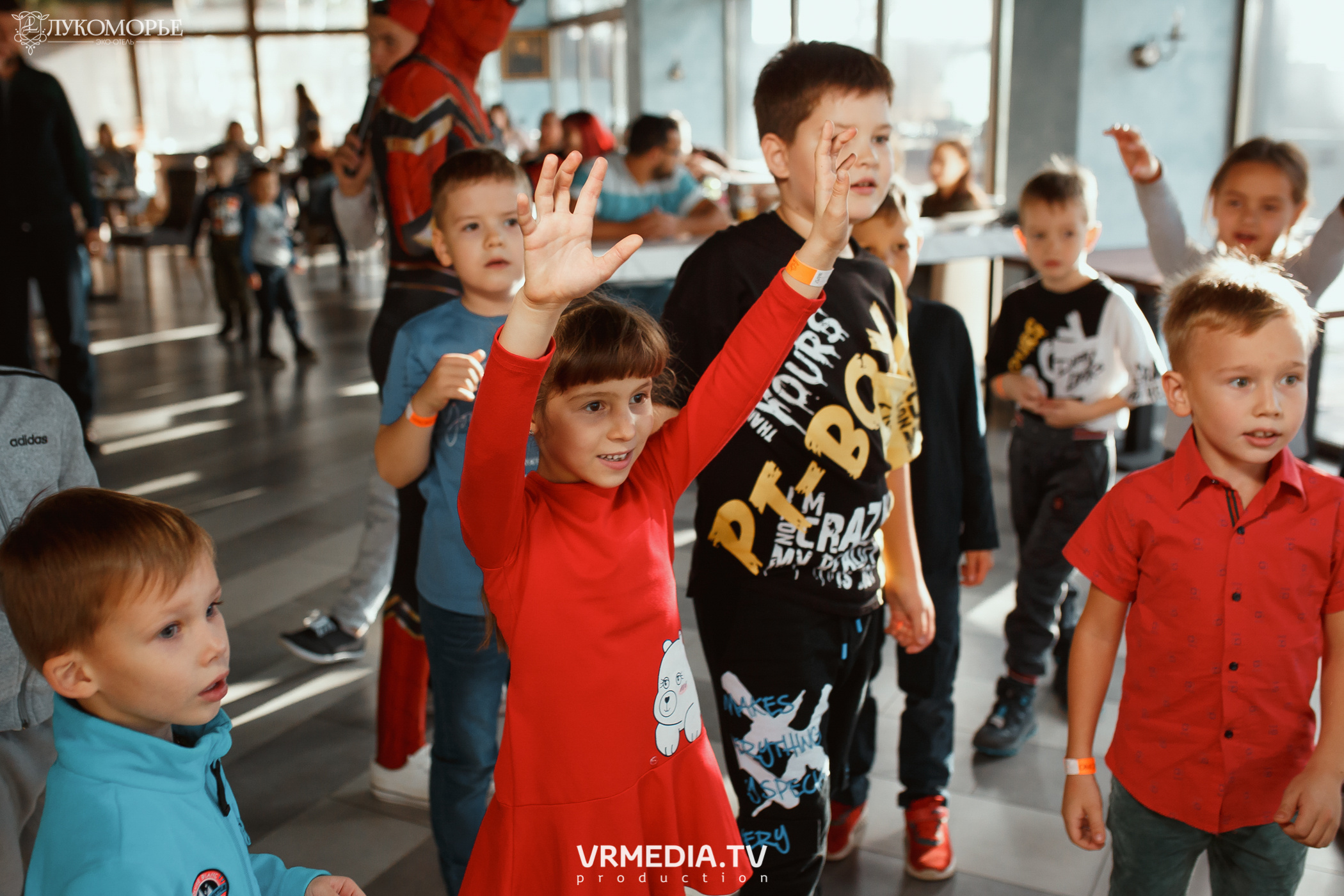 Трансформеры в эко-отеле «Лукоморье»