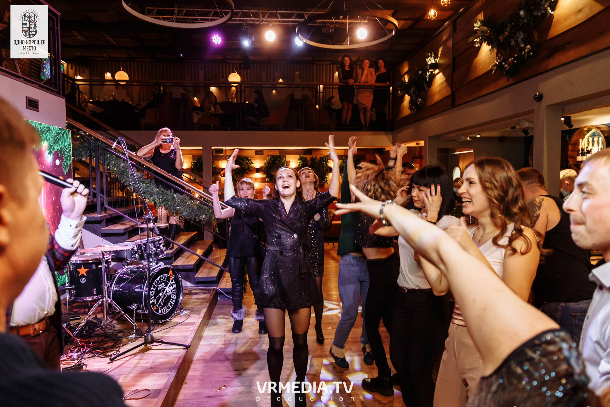 Новогодние корпоративы в ресторане «Одно хорошее место»