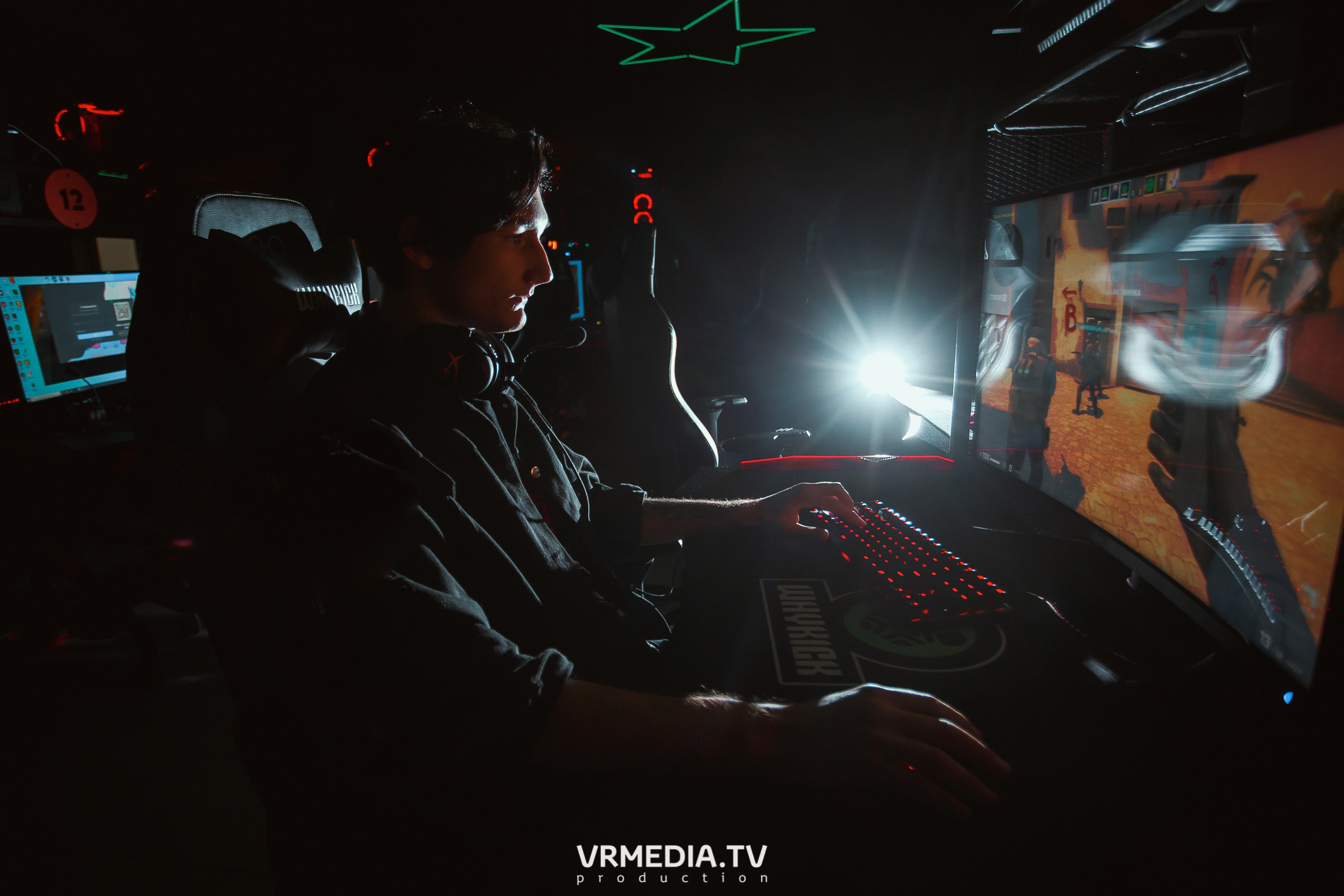 Турниры по CS: GO: «Vansdorf» VS. «VRMEDIA.TV» в «WhyKick»