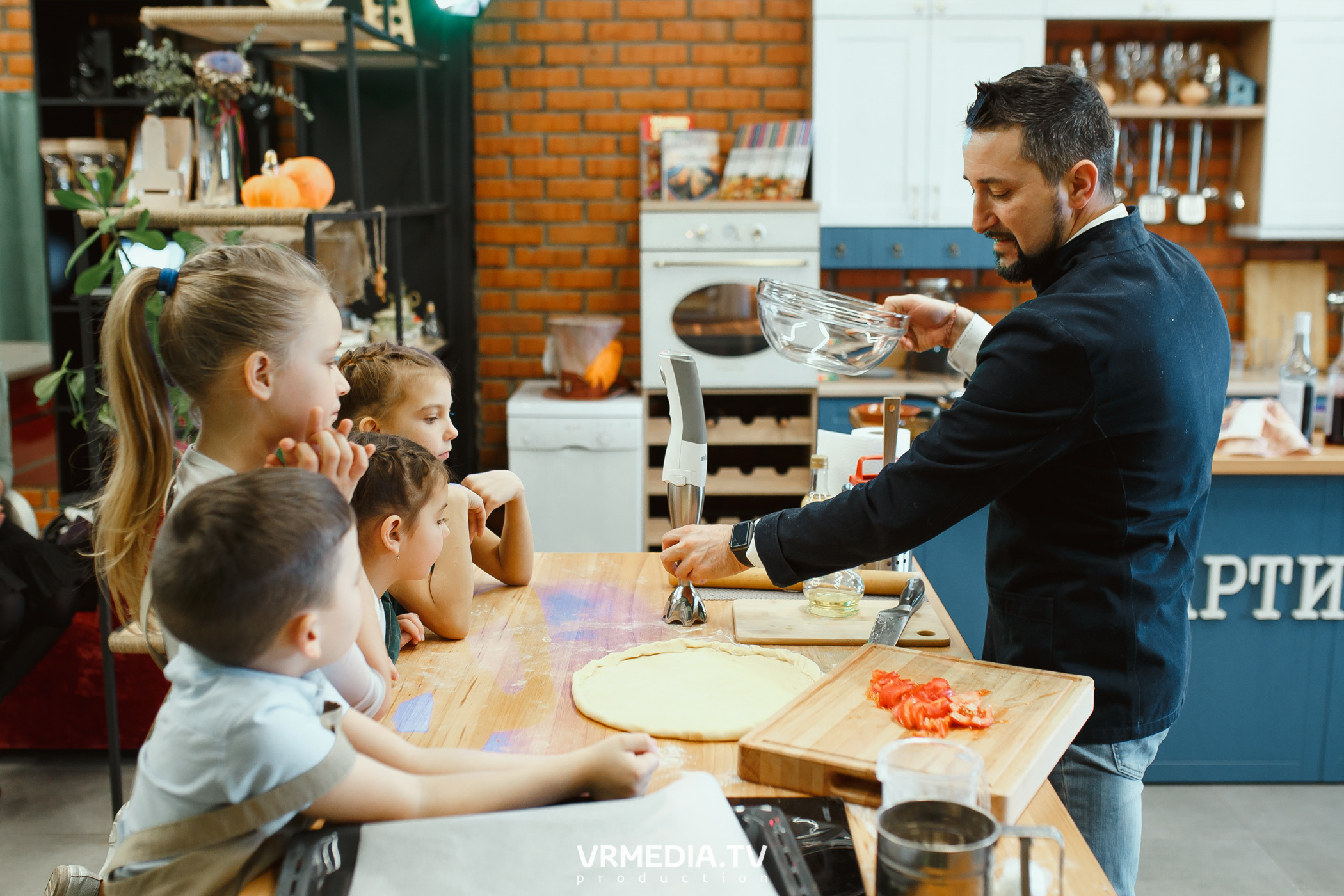 День рождения Лизы Зайцевой в кулинарной студии «Артишок»