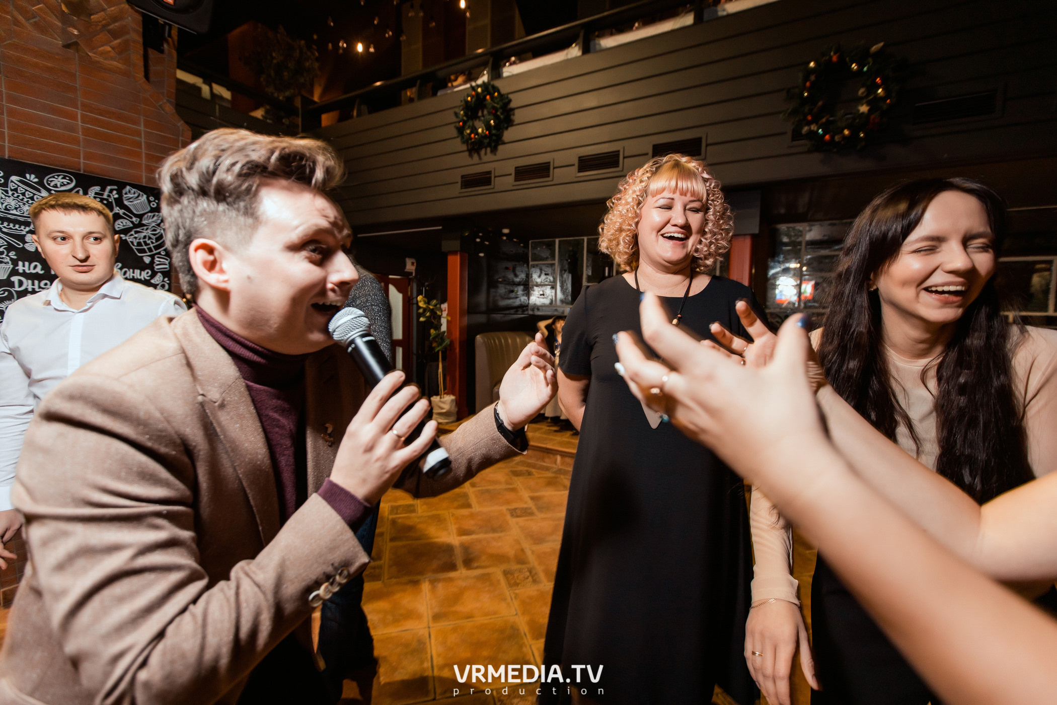 Новогодний вечер в ресторане «Volna»