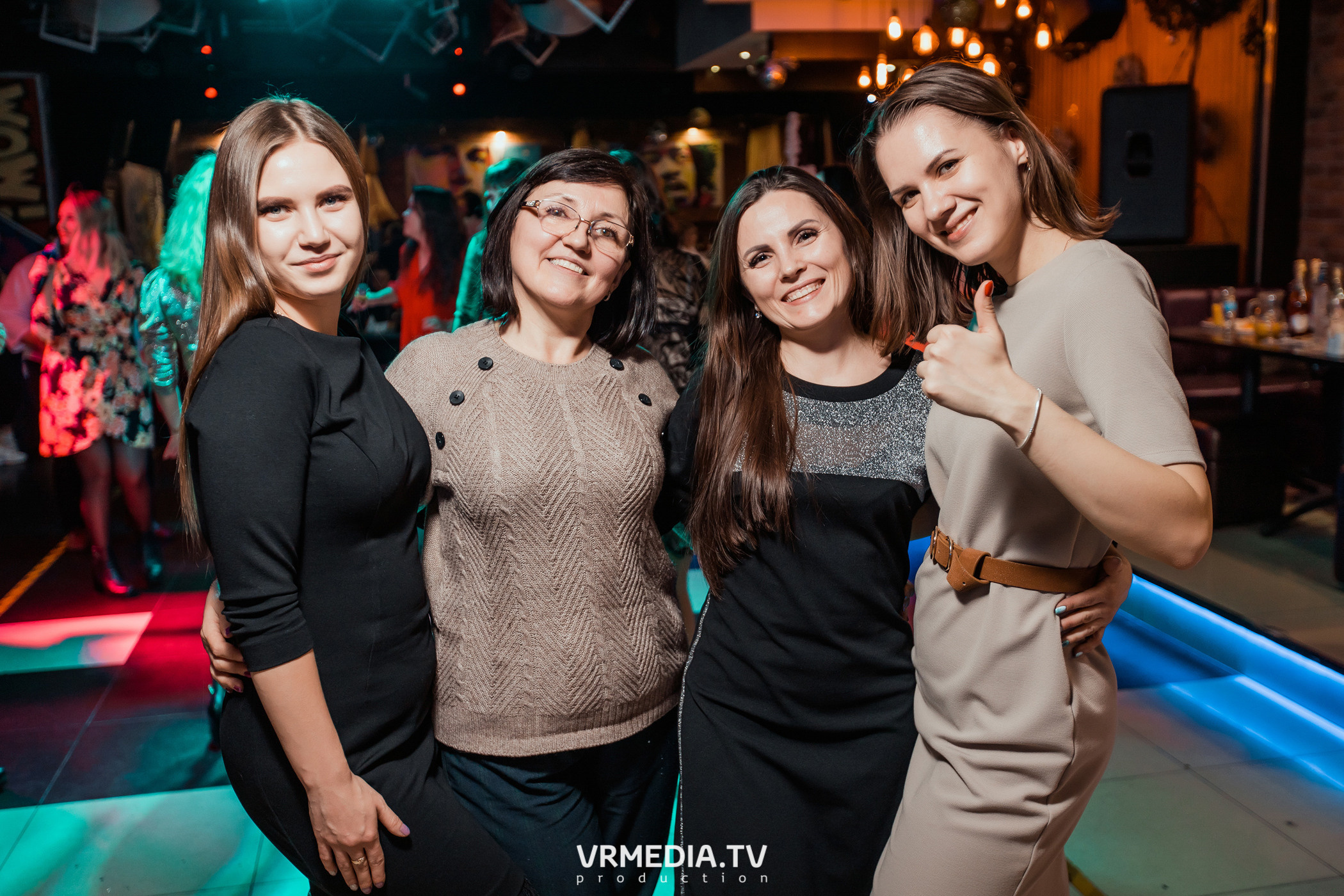 #СтихийныйКорпорат в караоке-баре «Четыре стихии»