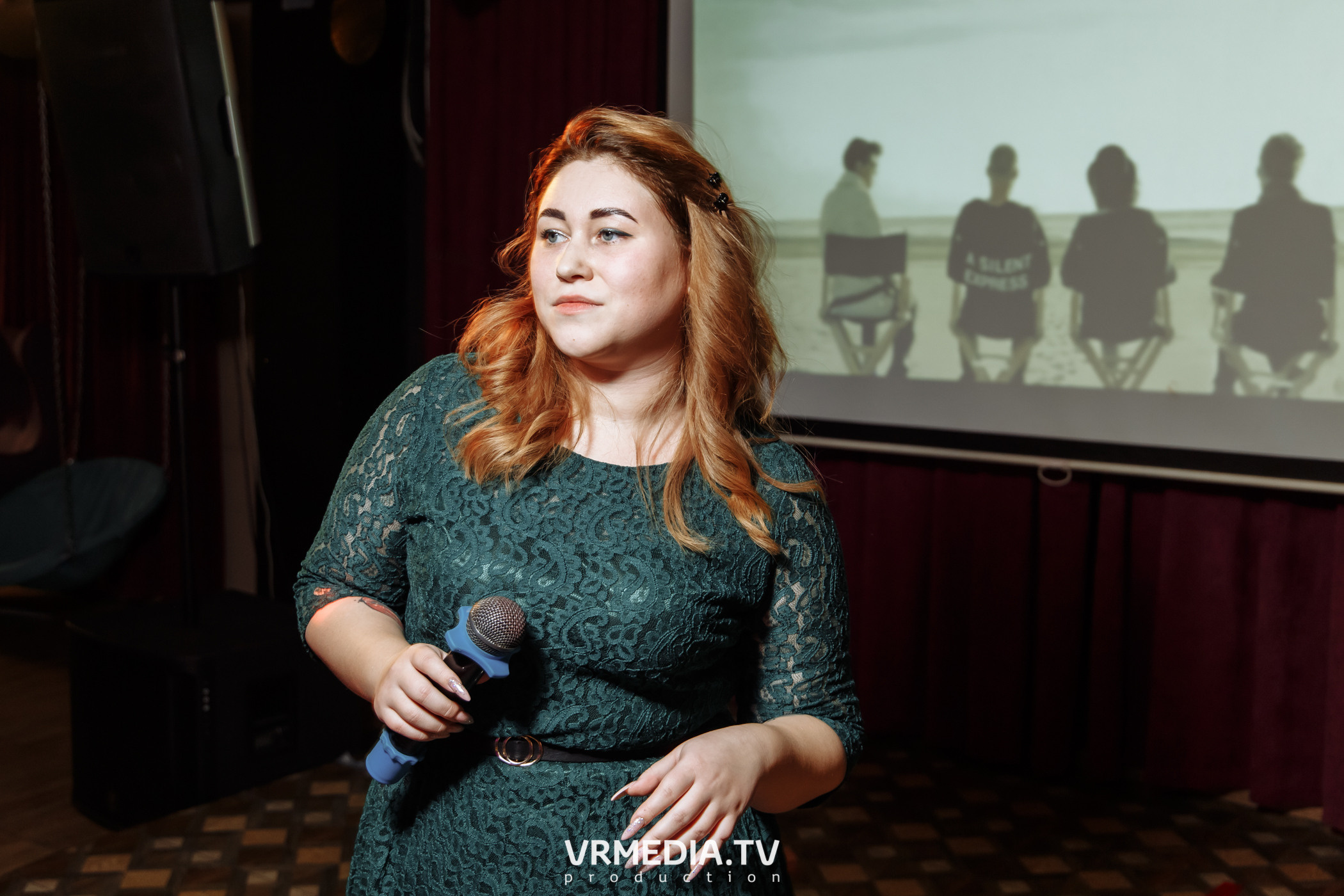 Новогодние корпоративы в караоке «Mimo Not»