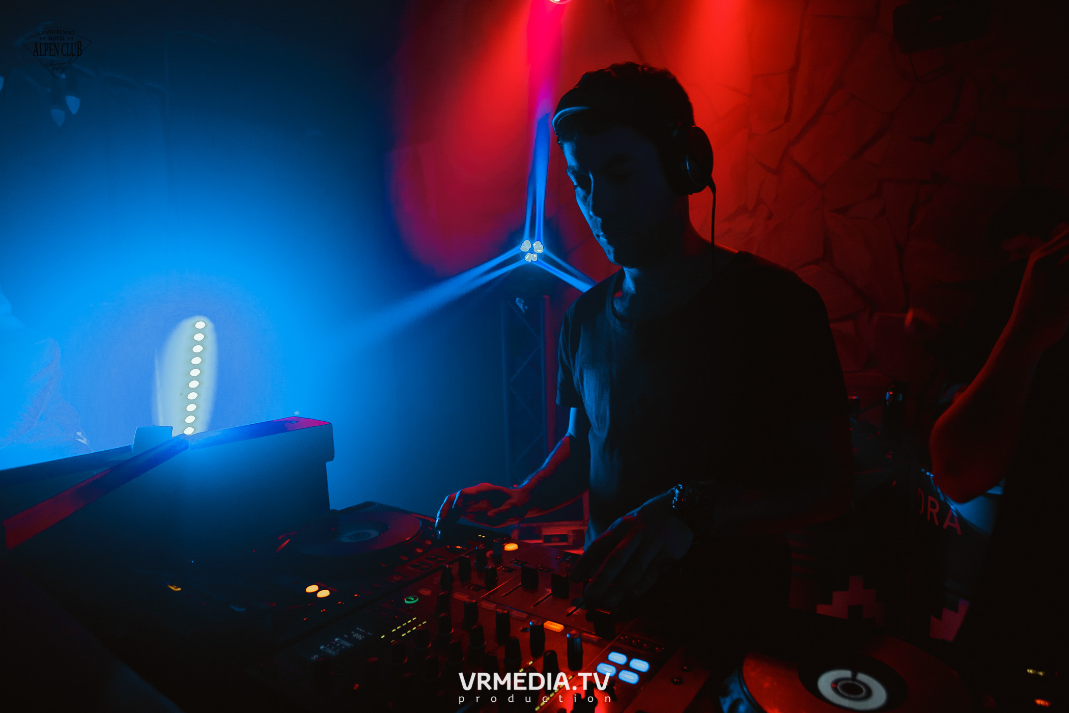 #GESH_HOUSE_MUSIC в Alpen Club (Шерегеш)