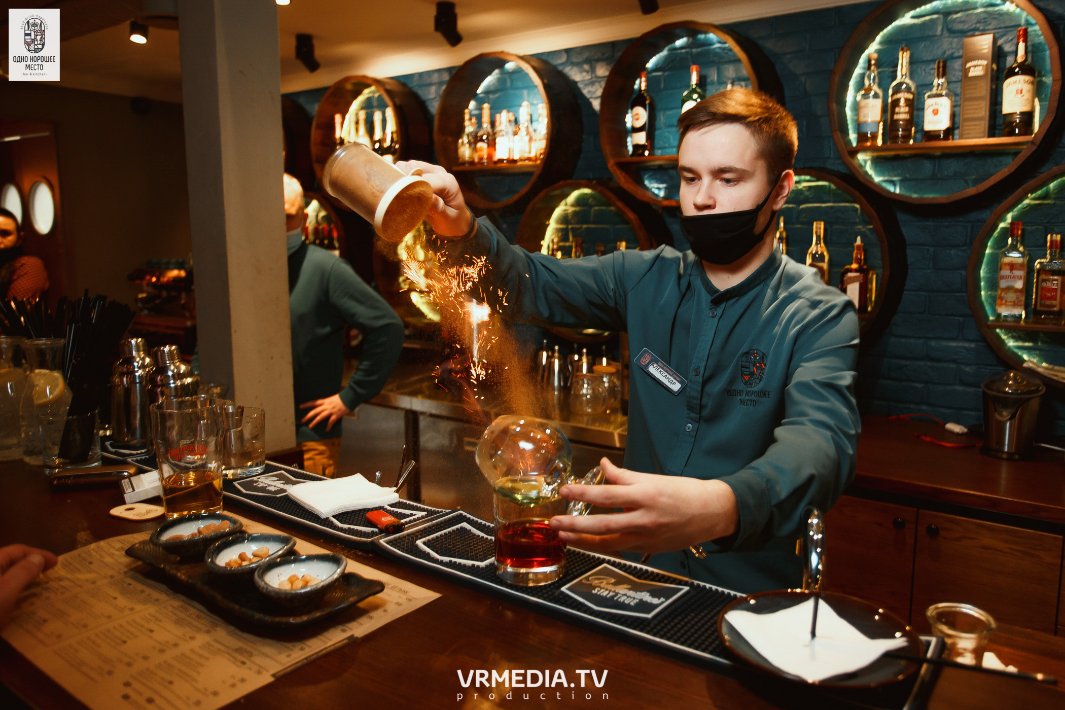 Новогодние корпоративы в ресторане «Одно хорошее место»