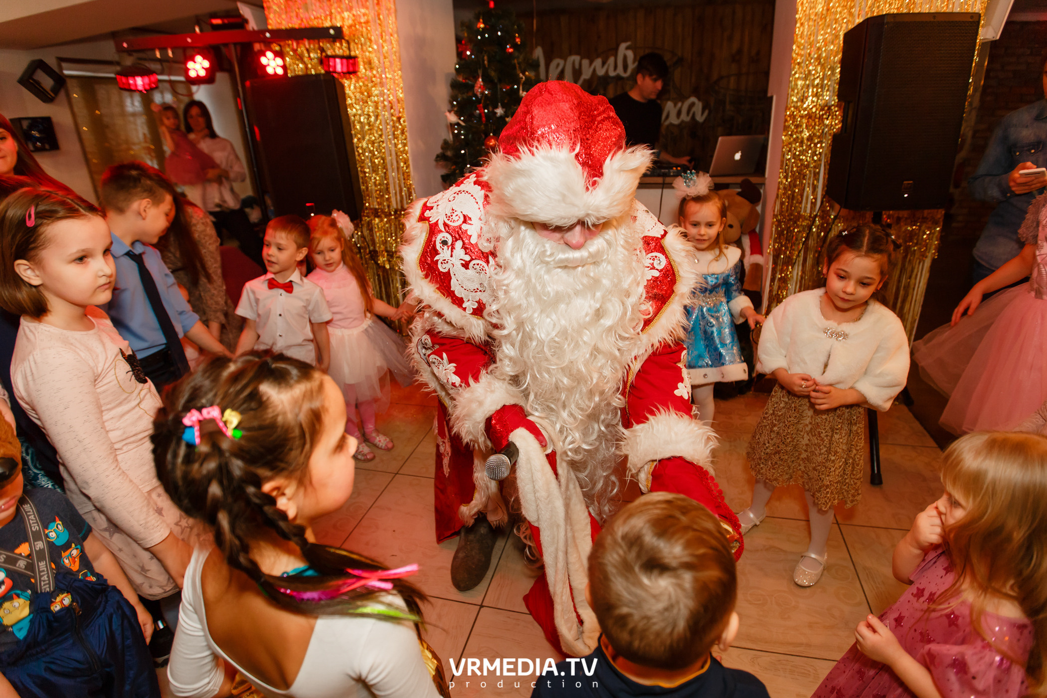 Волшебный новый год для самых важных гостей в ресторане «кАмпот»